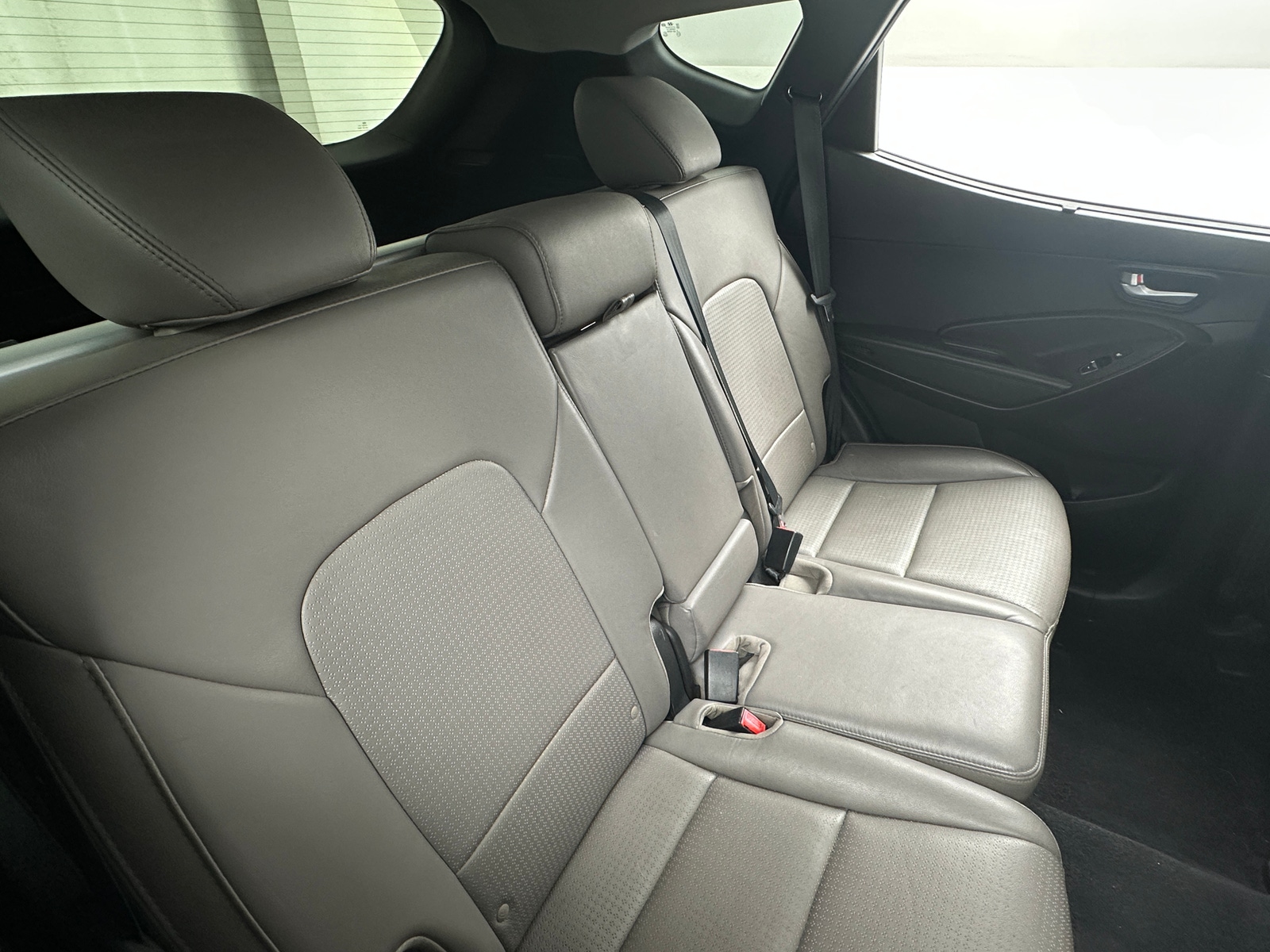 Thumbnail: 2015 Hyundai Santa Fe - 5