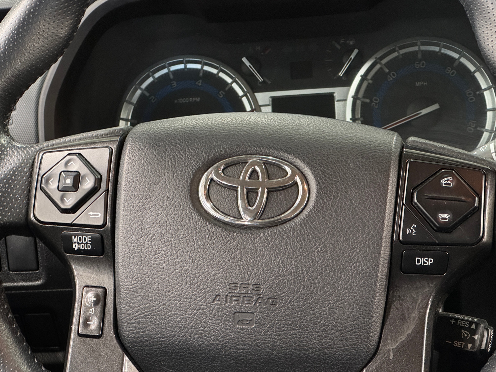 Thumbnail: 2016 Toyota 4Runner - 5