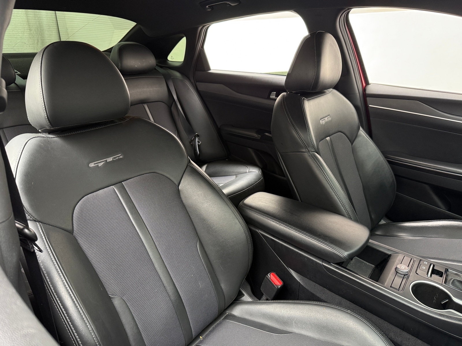 Thumbnail: 2021 Kia K5 - 2