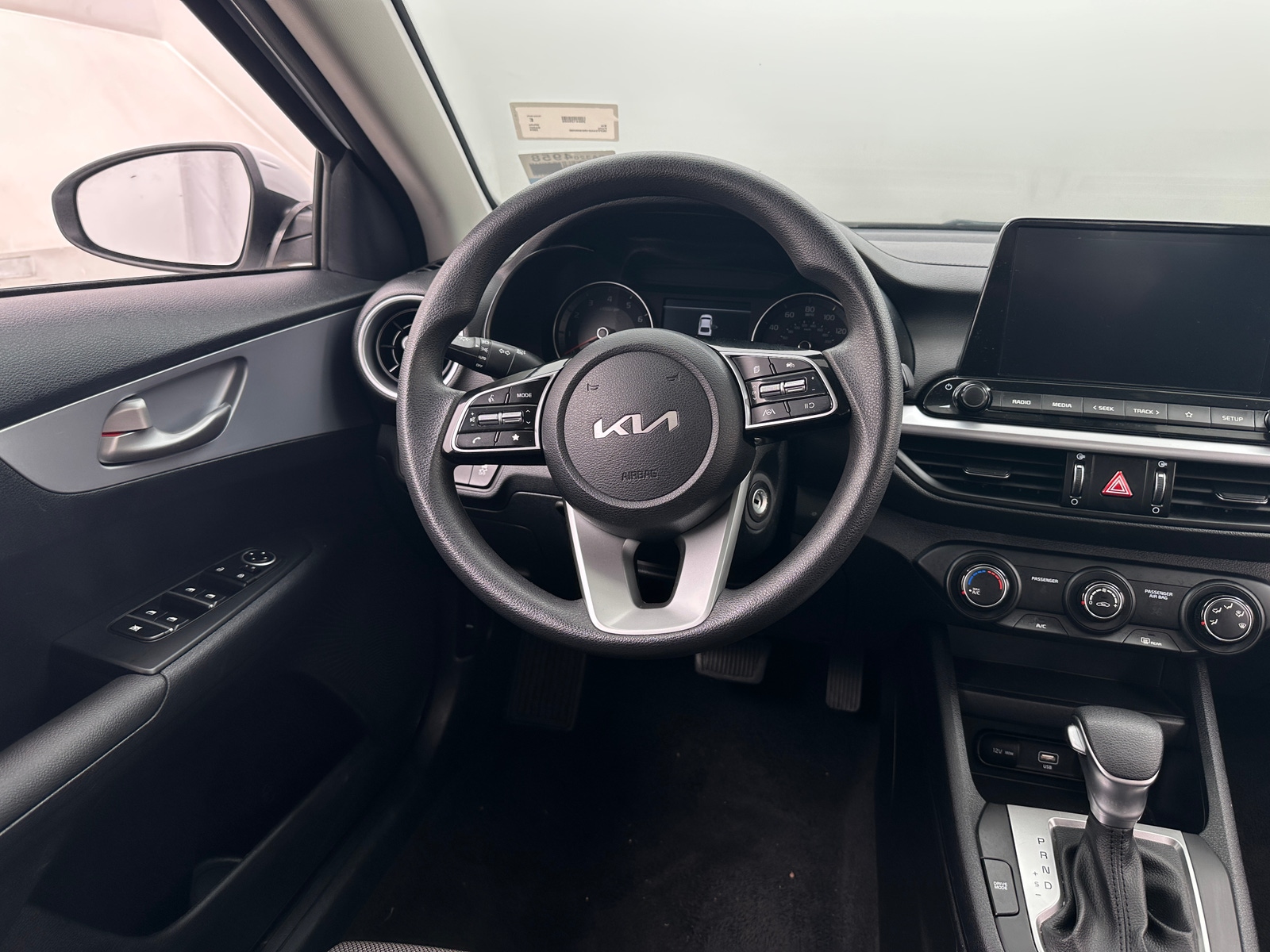 Thumbnail: 2024 Kia Forte - 5