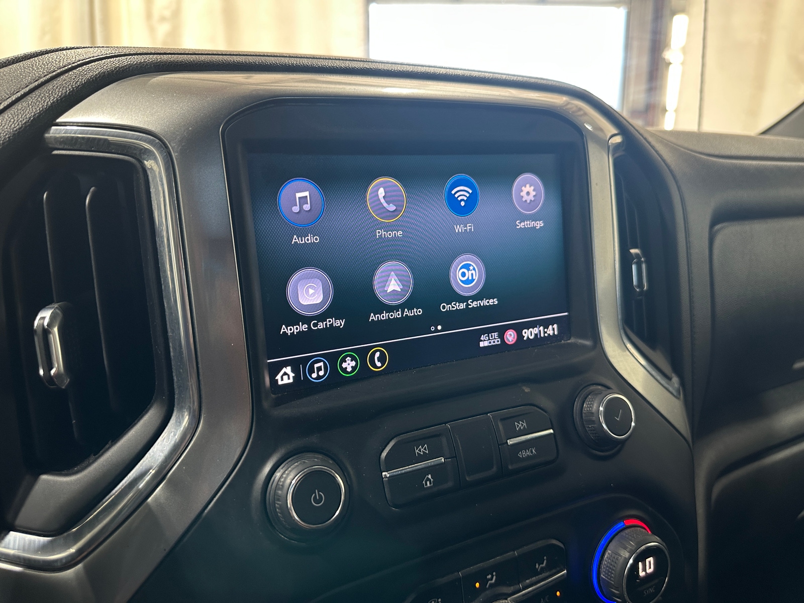 Thumbnail: 2020 Chevrolet Silverado 1500 - 4