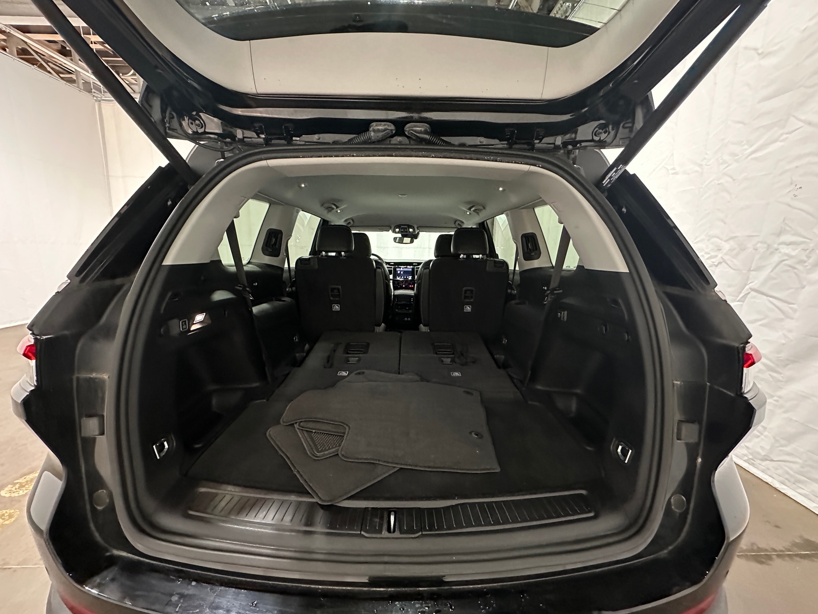 Thumbnail: 2021 Jeep Grand Cherokee L - 6