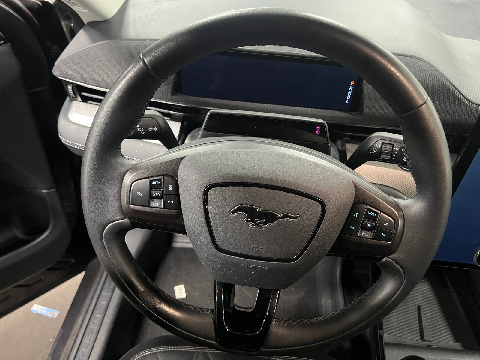 Thumbnail: 2022 Ford Mustang Mach-E - 4