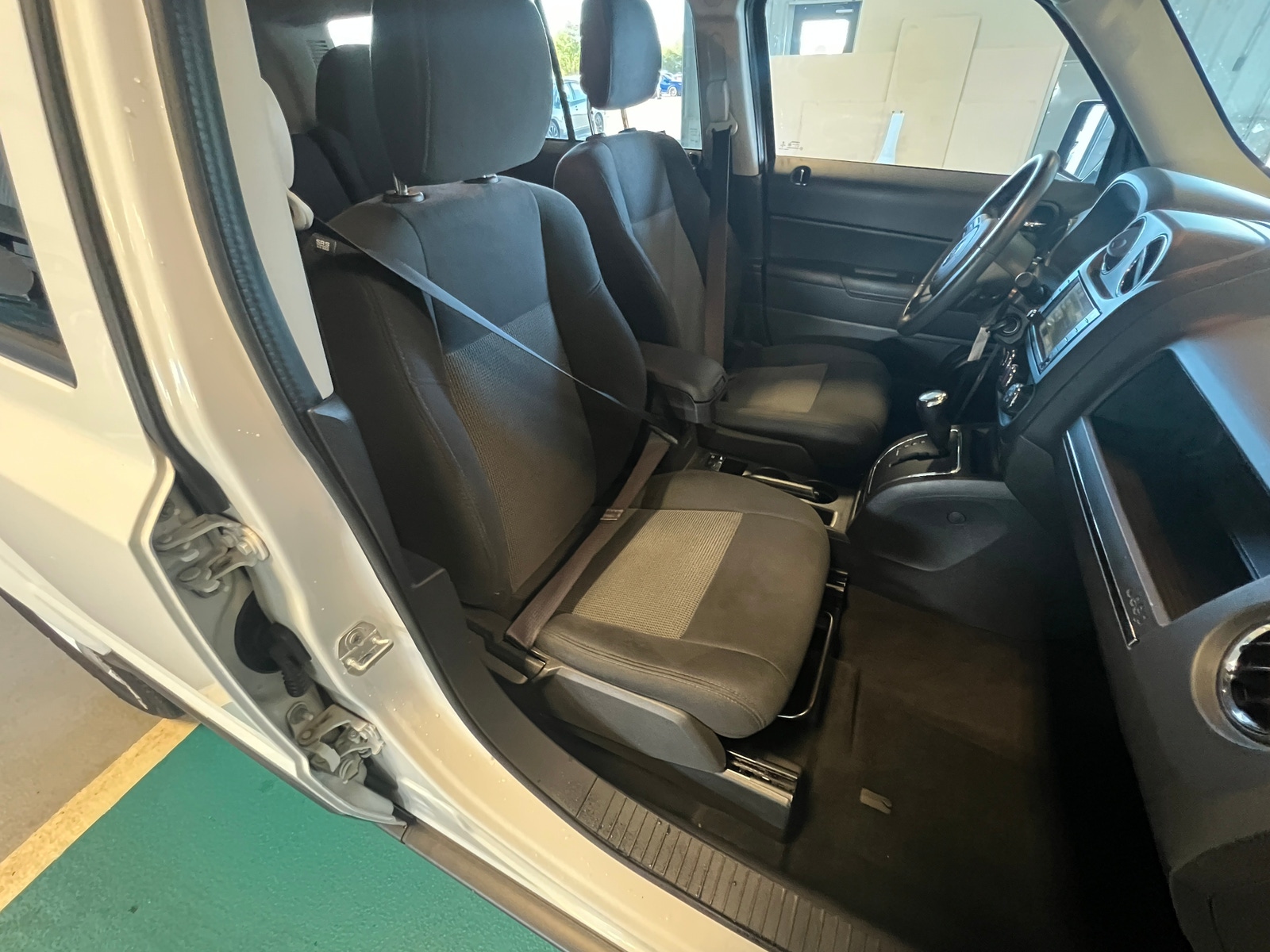 Thumbnail: 2016 Jeep Patriot - 2