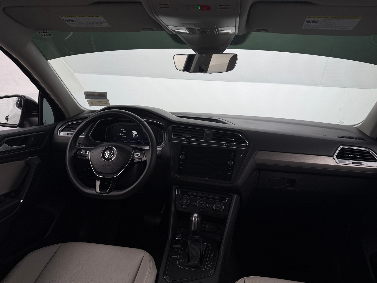 Thumbnail: 2020 Volkswagen Tiguan - 2