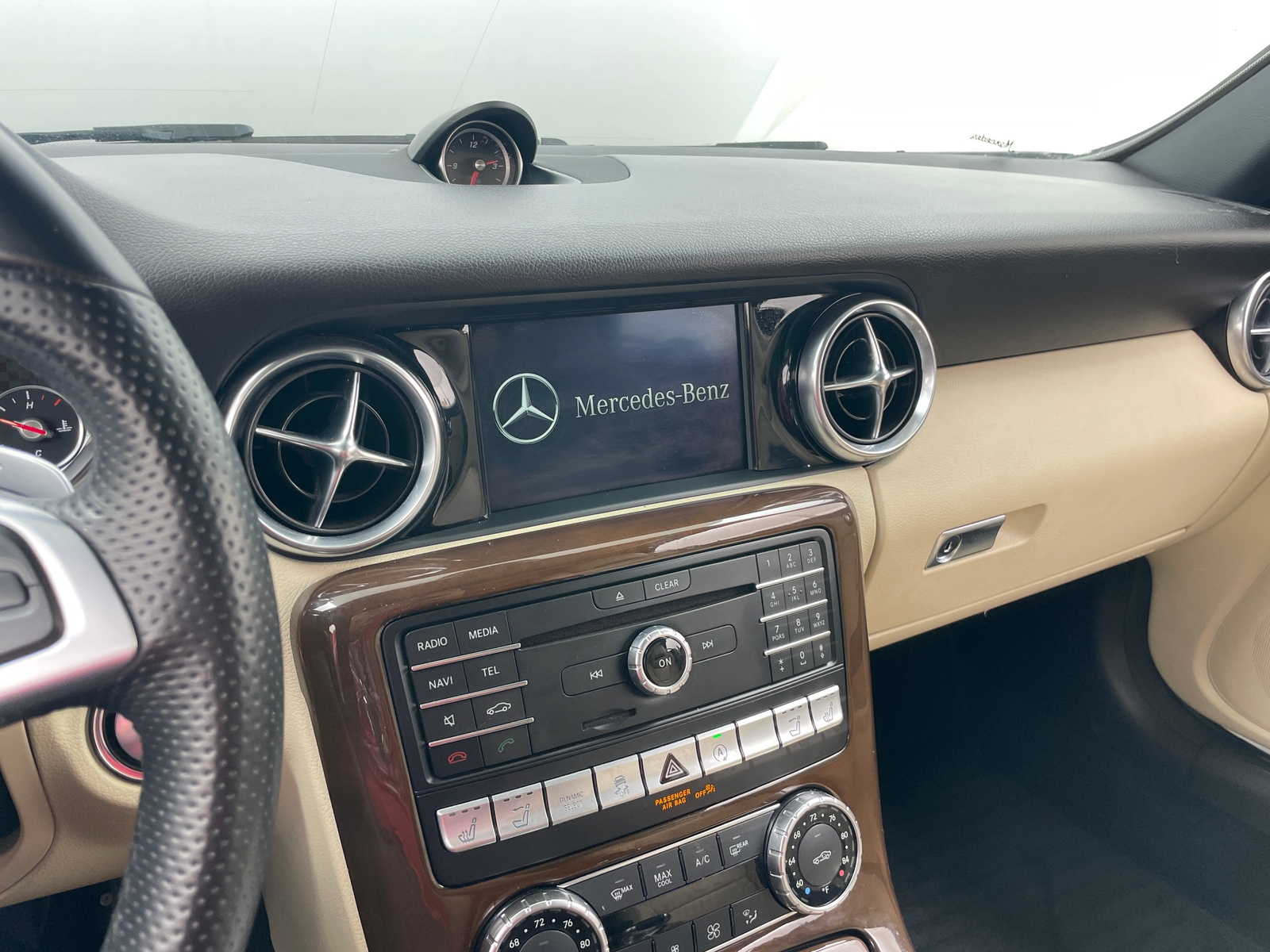 Thumbnail: 2020 Mercedes-Benz SLC - 2