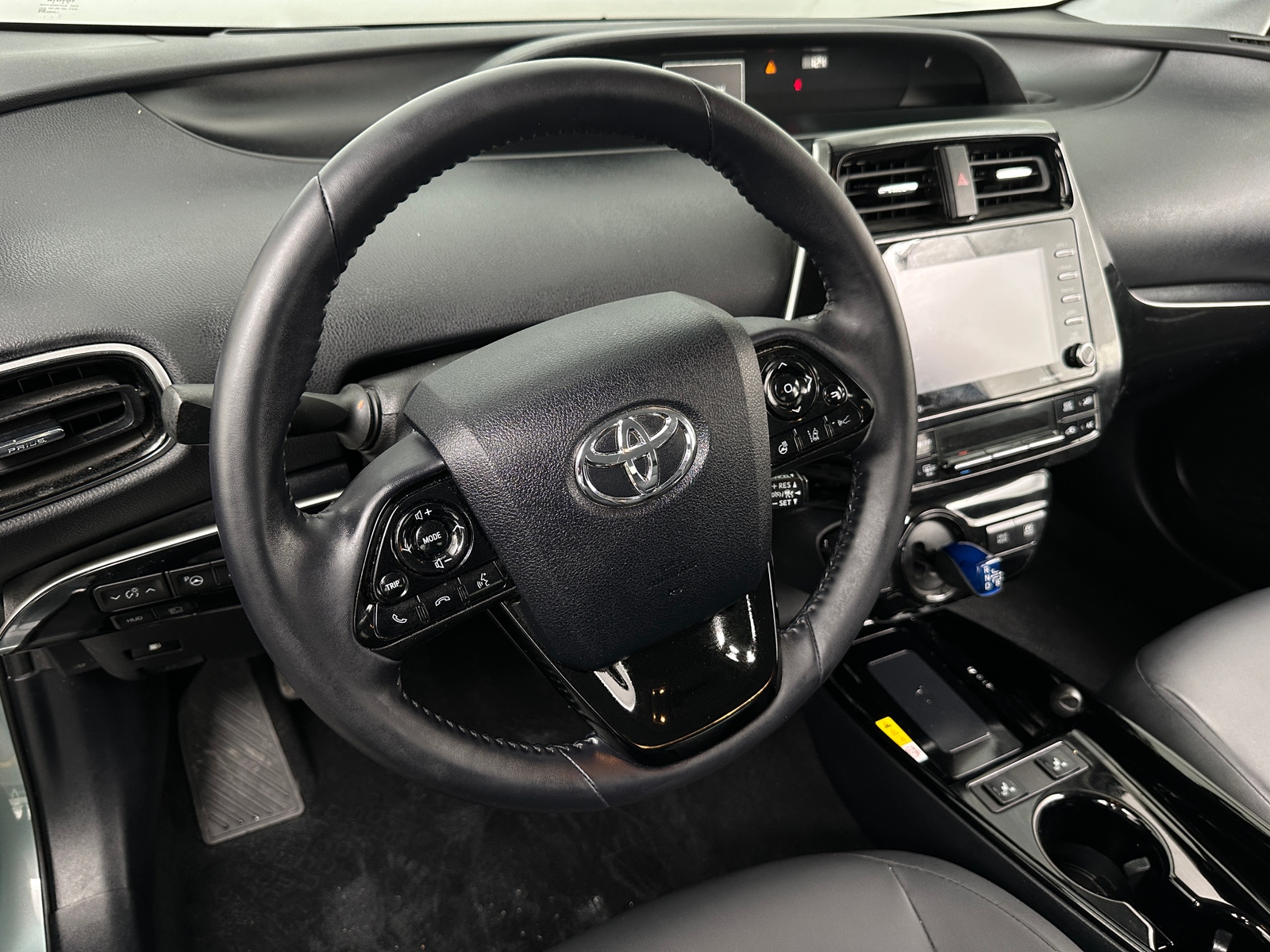 Thumbnail: 2022 Toyota Prius - 4