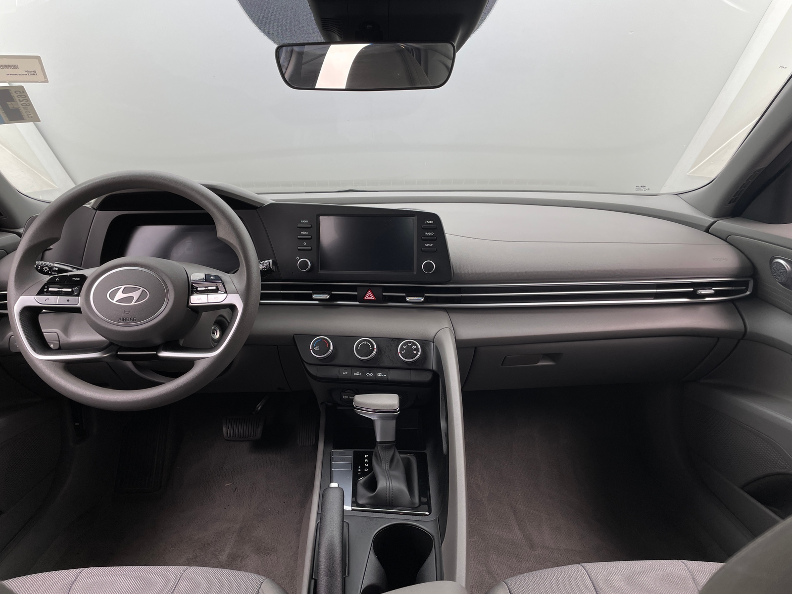 Thumbnail: 2025 Hyundai Elantra - 3