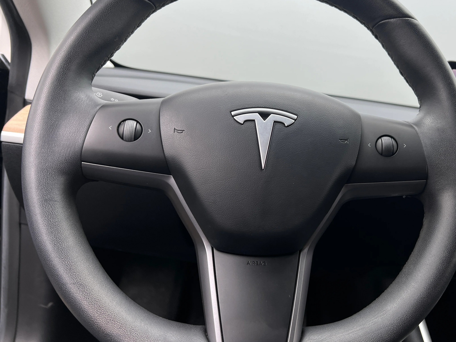 Thumbnail: 2020 Tesla Model 3 - 4
