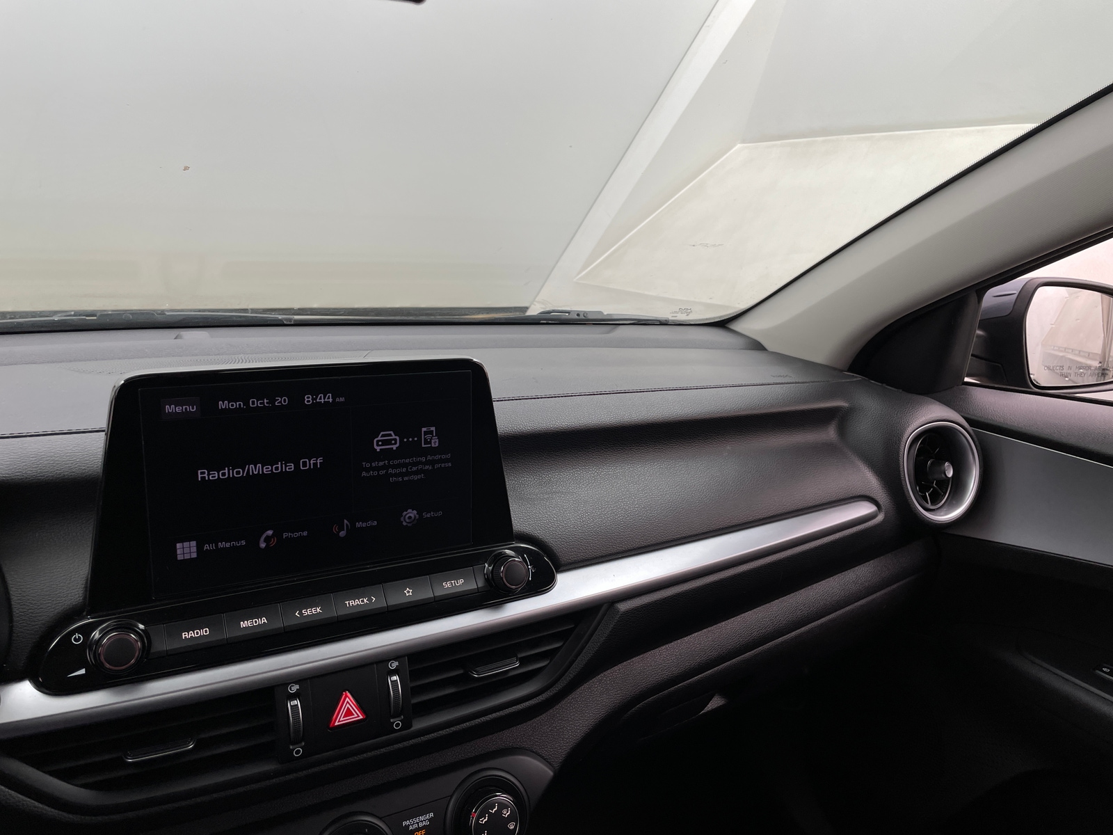 Thumbnail: 2023 Kia Forte - 4