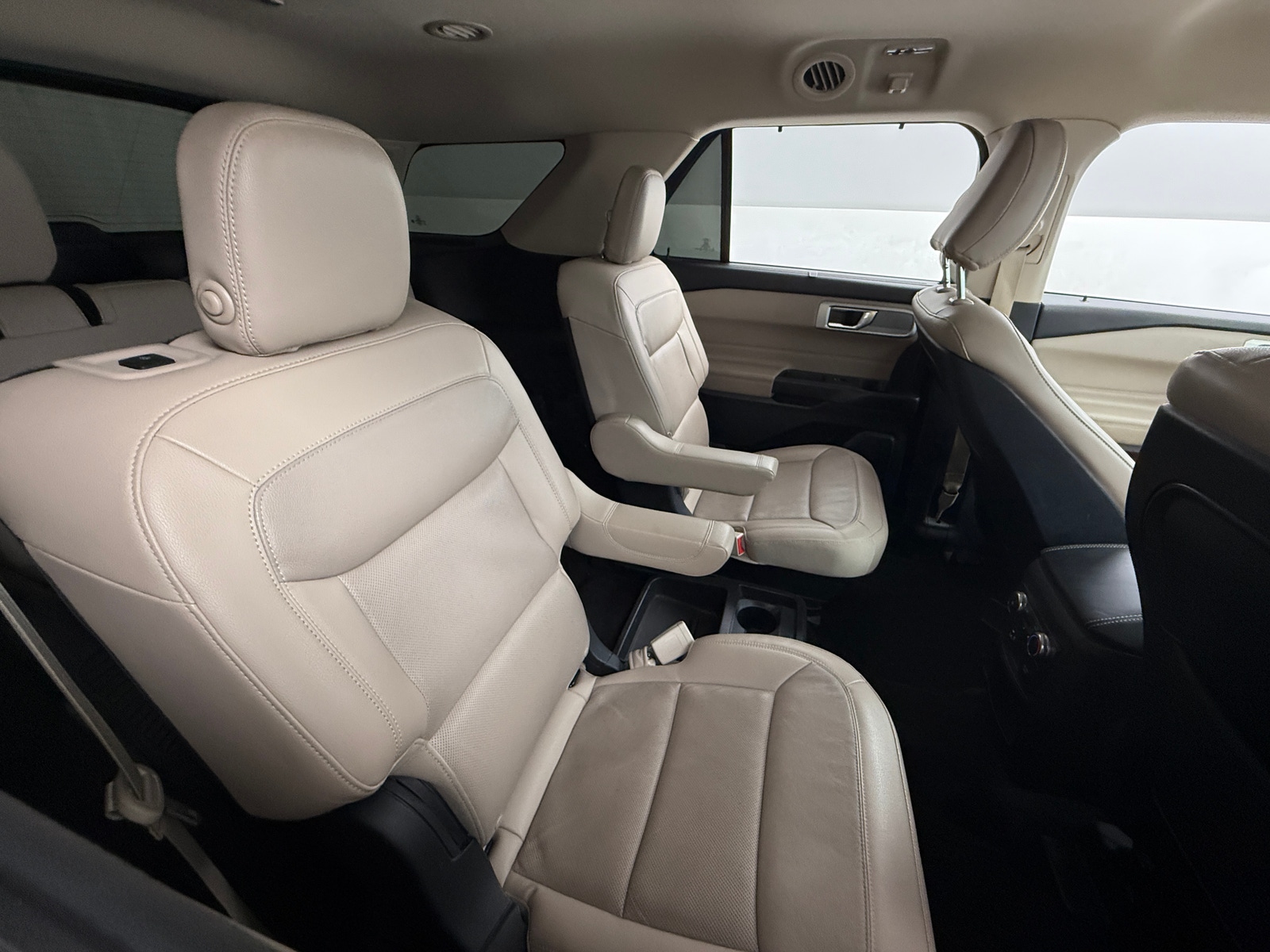 Thumbnail: 2020 Ford Explorer - 5