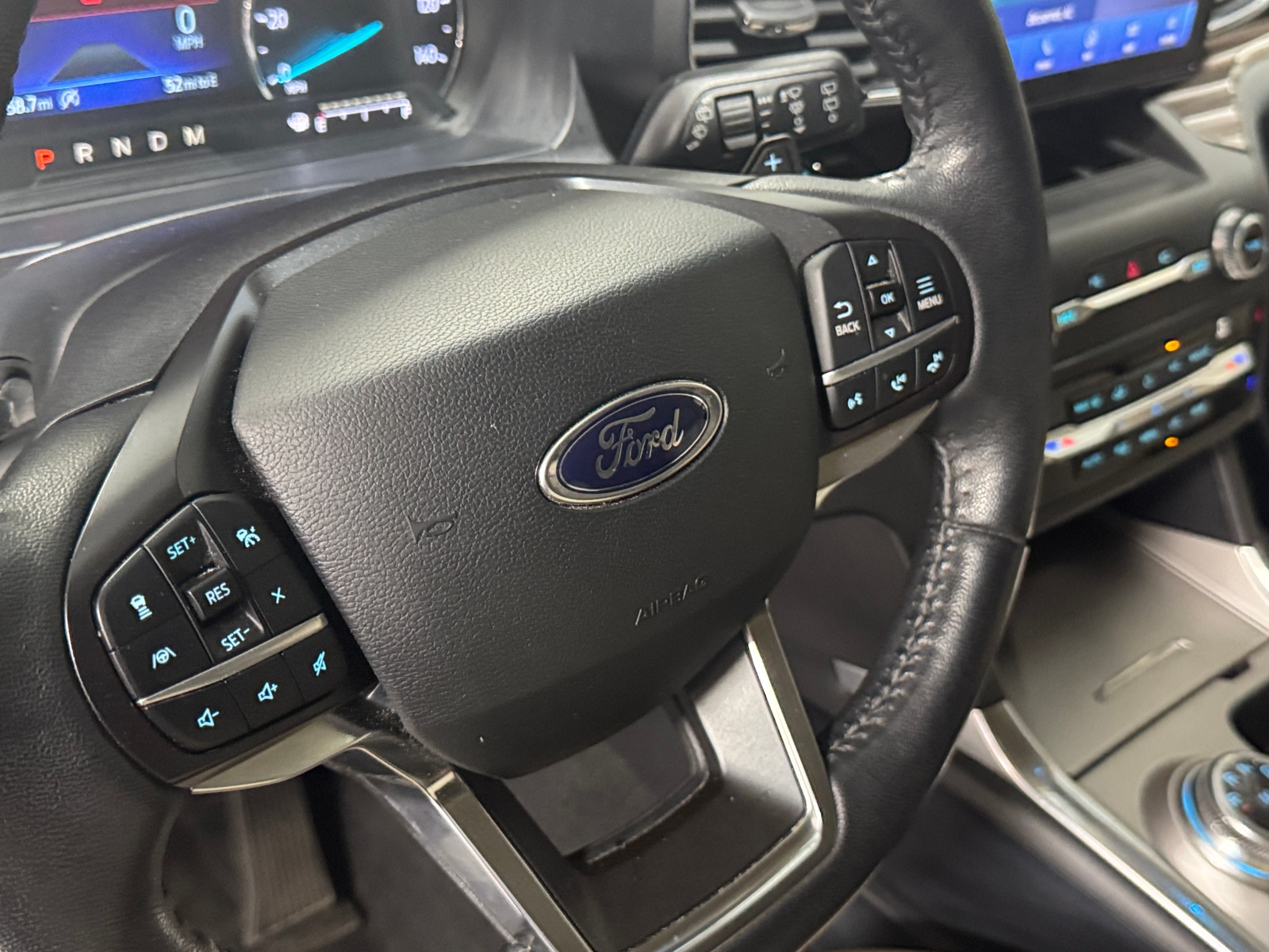 Thumbnail: 2020 Ford Explorer - 4