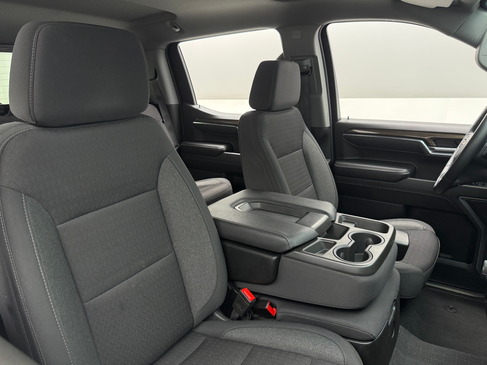 Thumbnail: 2024 Chevrolet Silverado 1500 - 2