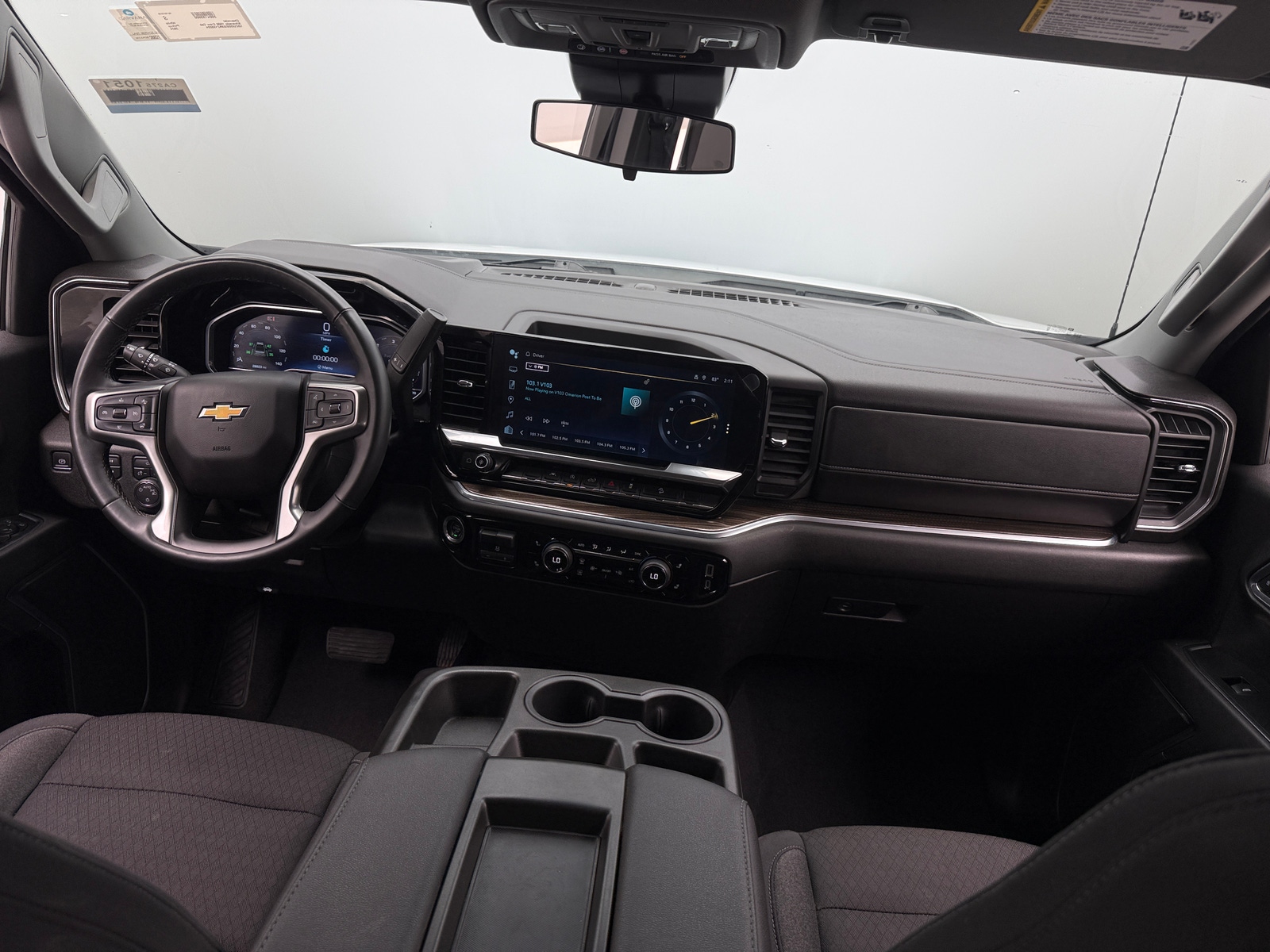 Thumbnail: 2024 Chevrolet Silverado 1500 - 3