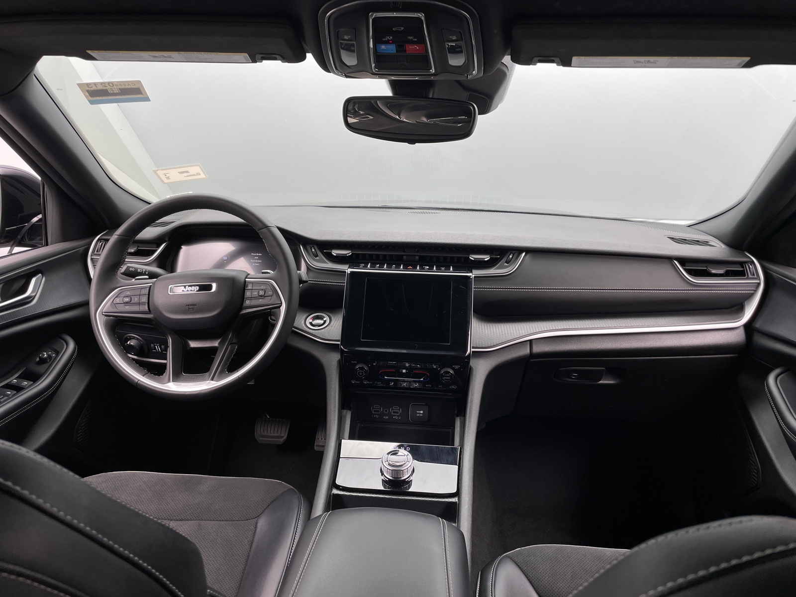 Thumbnail: 2024 Jeep Grand Cherokee L - 2