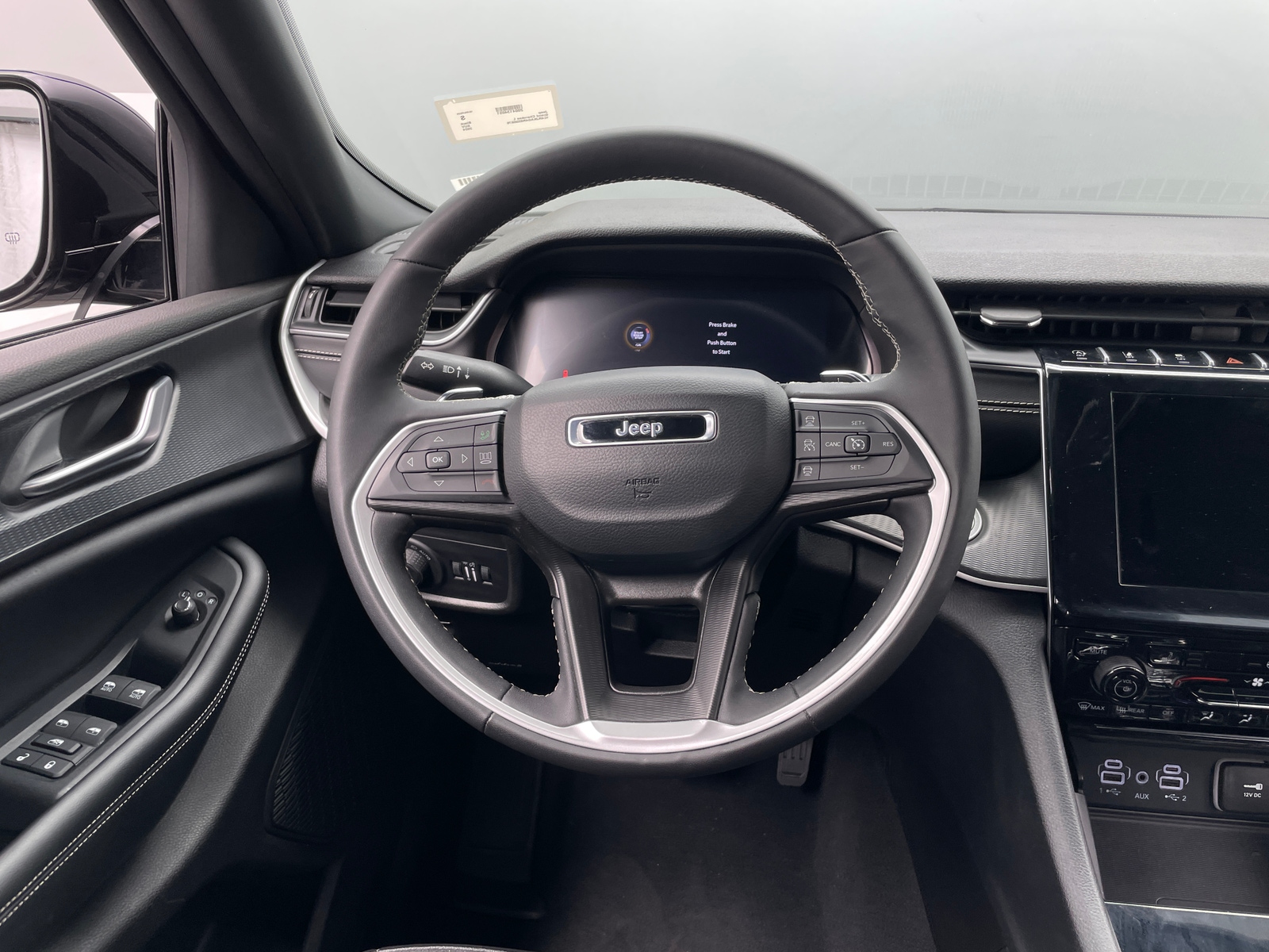 Thumbnail: 2024 Jeep Grand Cherokee L - 4