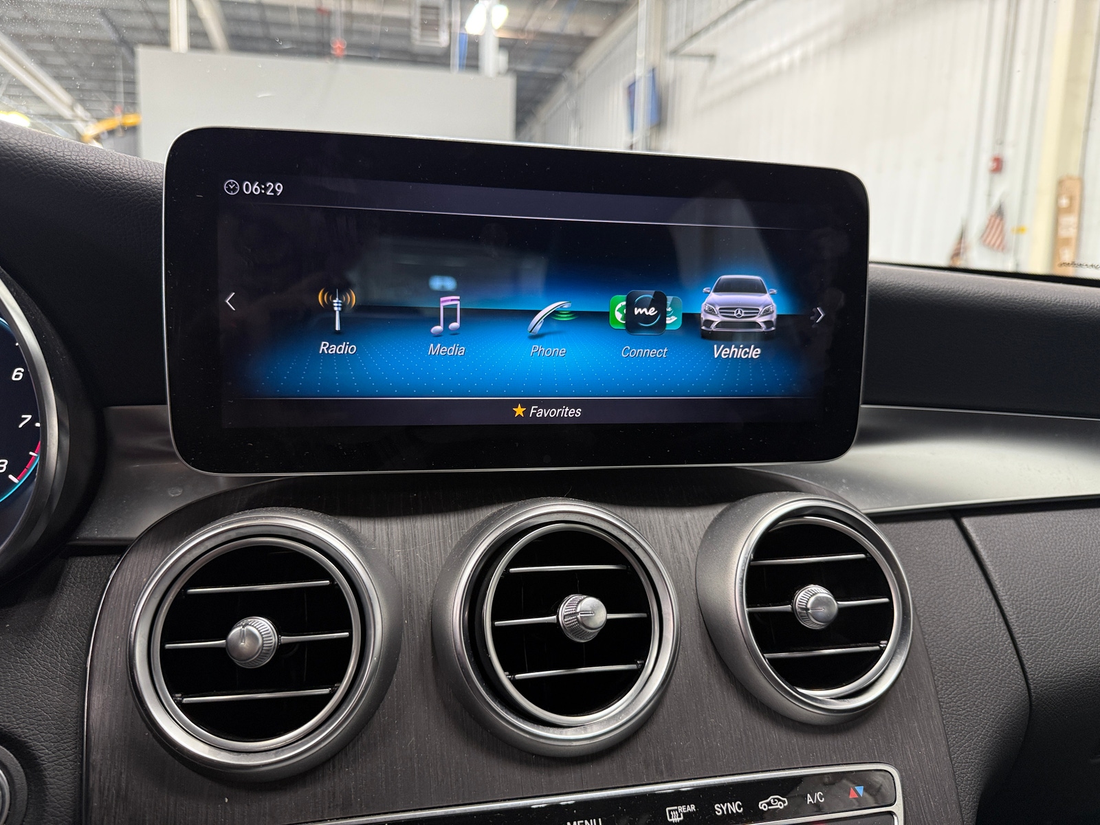 Thumbnail: 2021 Mercedes-Benz C-Class - 3