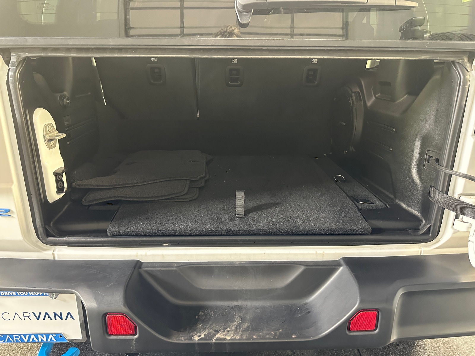 Thumbnail: 2023 Jeep Wrangler - 6