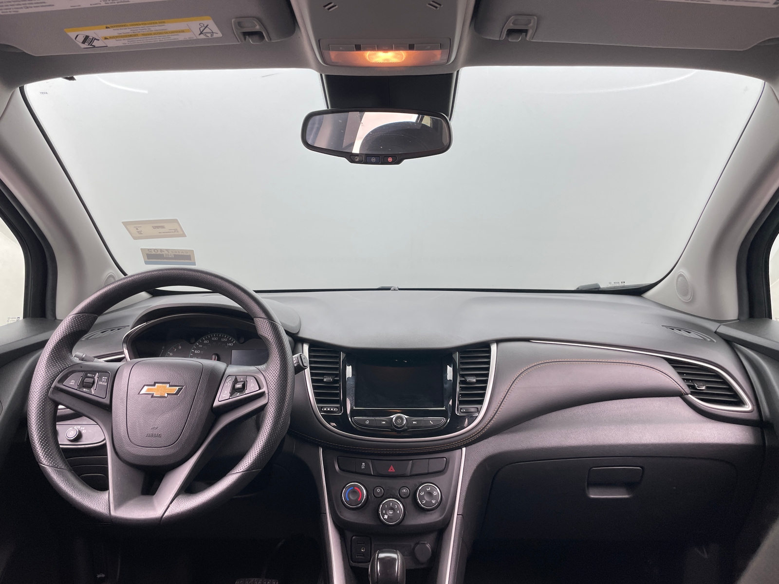 Thumbnail: 2021 Chevrolet Trax - 3
