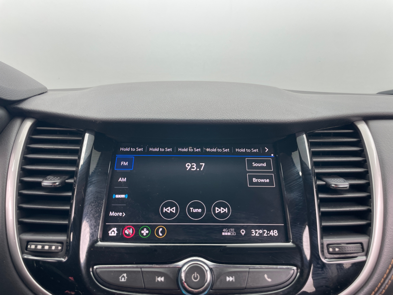 Thumbnail: 2021 Chevrolet Trax - 4