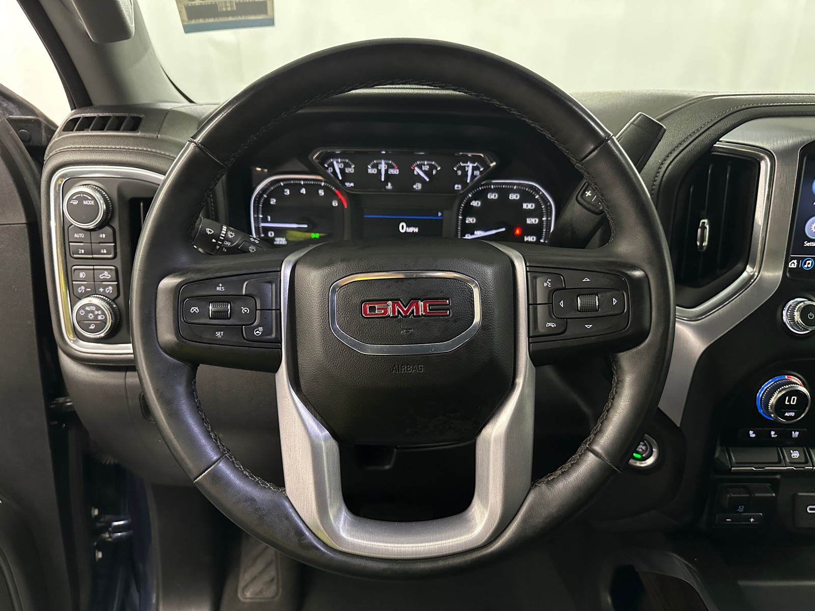 Thumbnail: 2023 GMC Sierra 2500 - 4