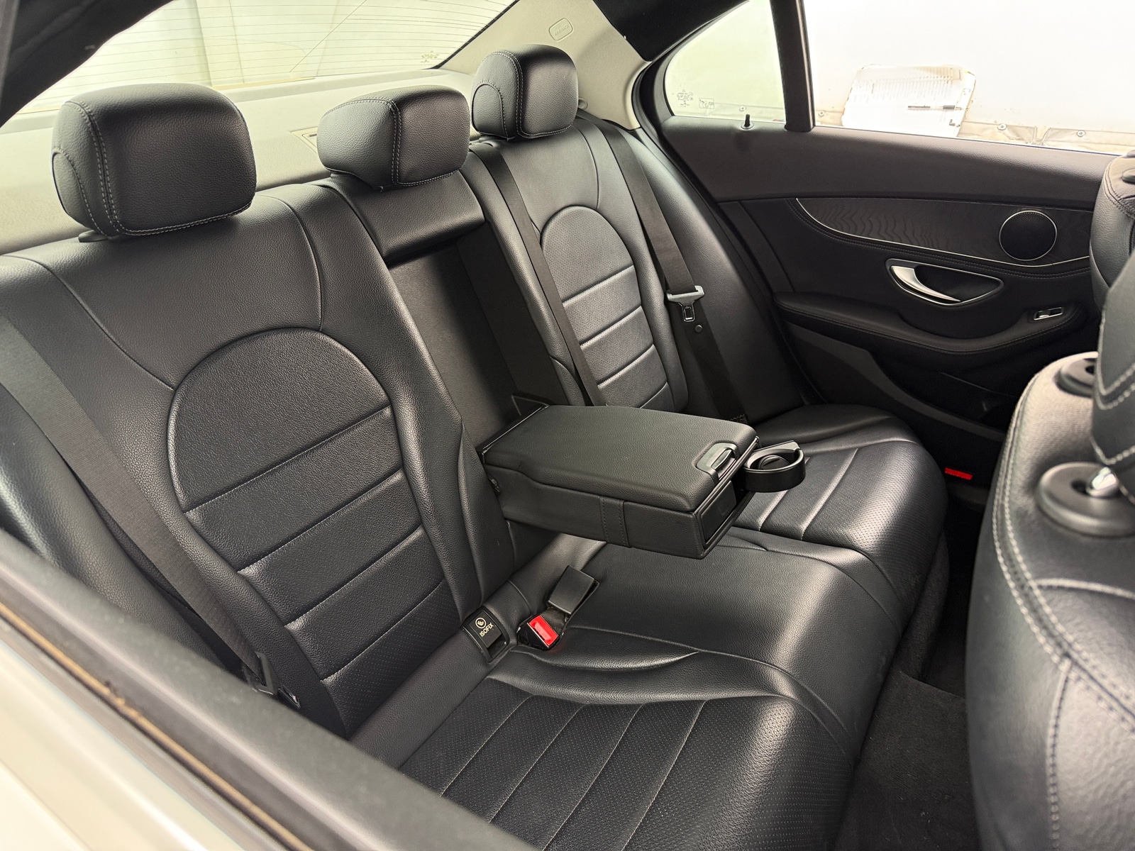 Thumbnail: 2016 Mercedes-Benz C-Class - 5