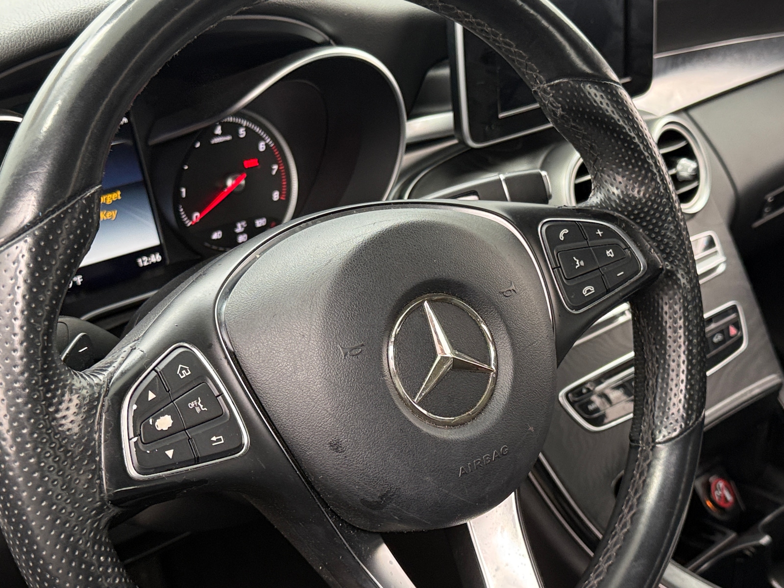 Thumbnail: 2016 Mercedes-Benz C-Class - 4