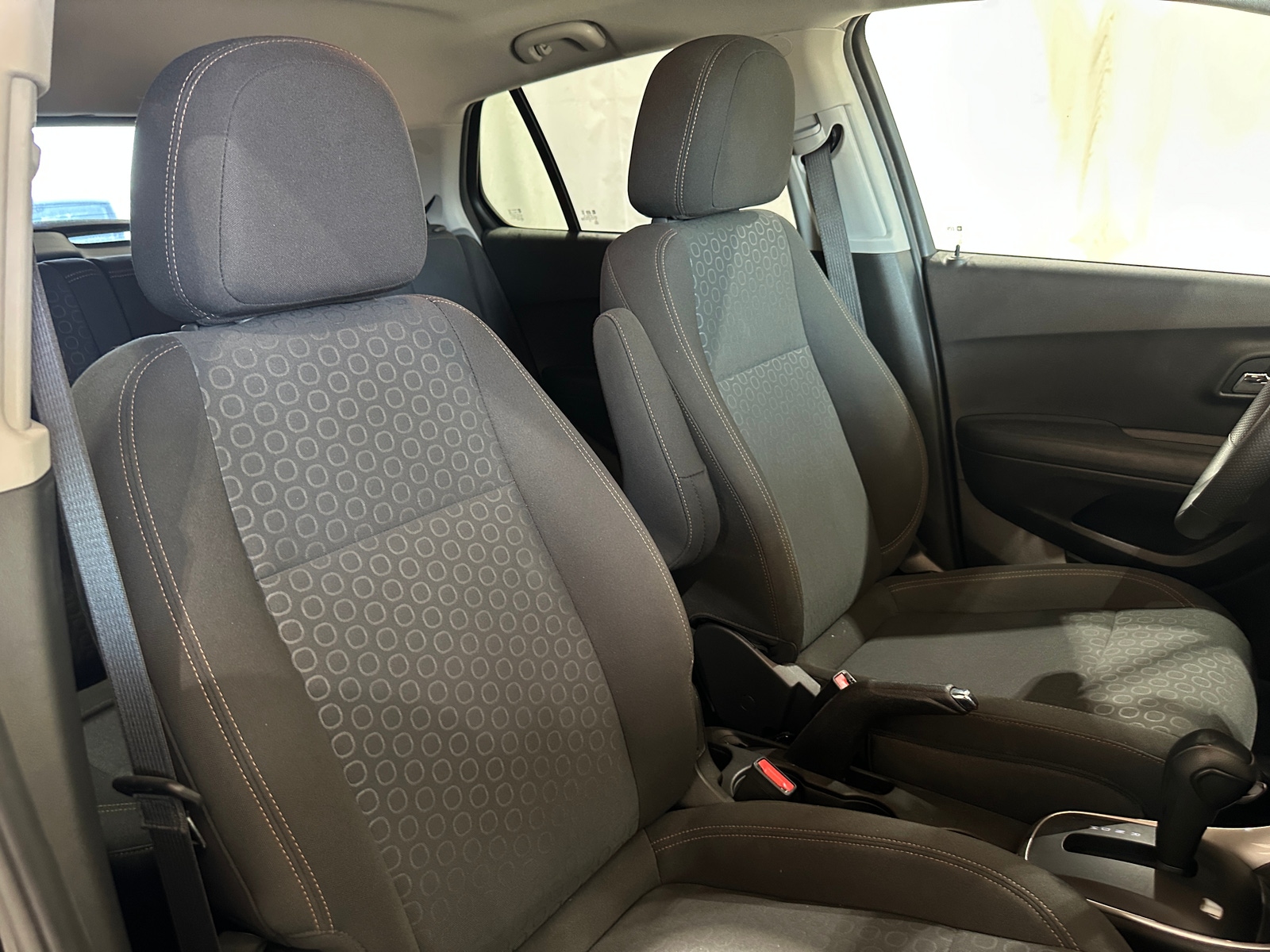 Thumbnail: 2020 Chevrolet Trax - 2