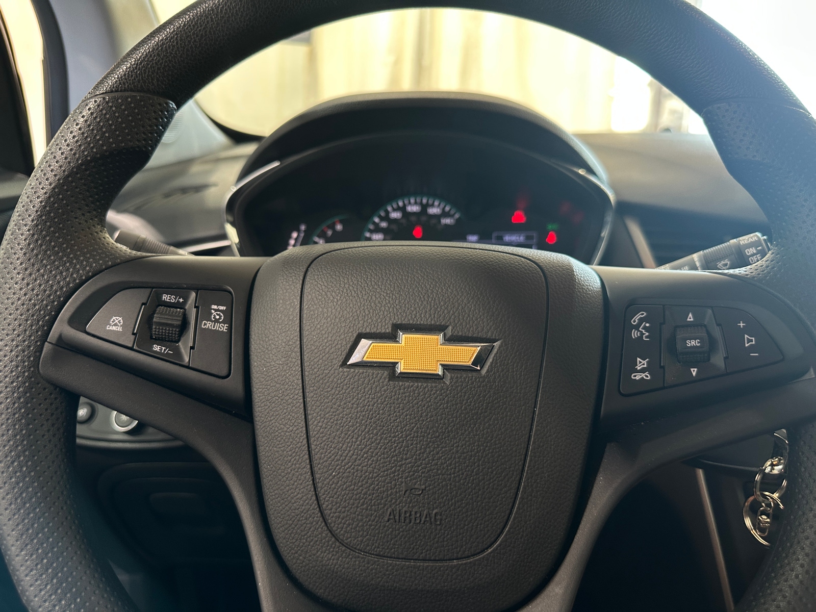 Thumbnail: 2020 Chevrolet Trax - 5
