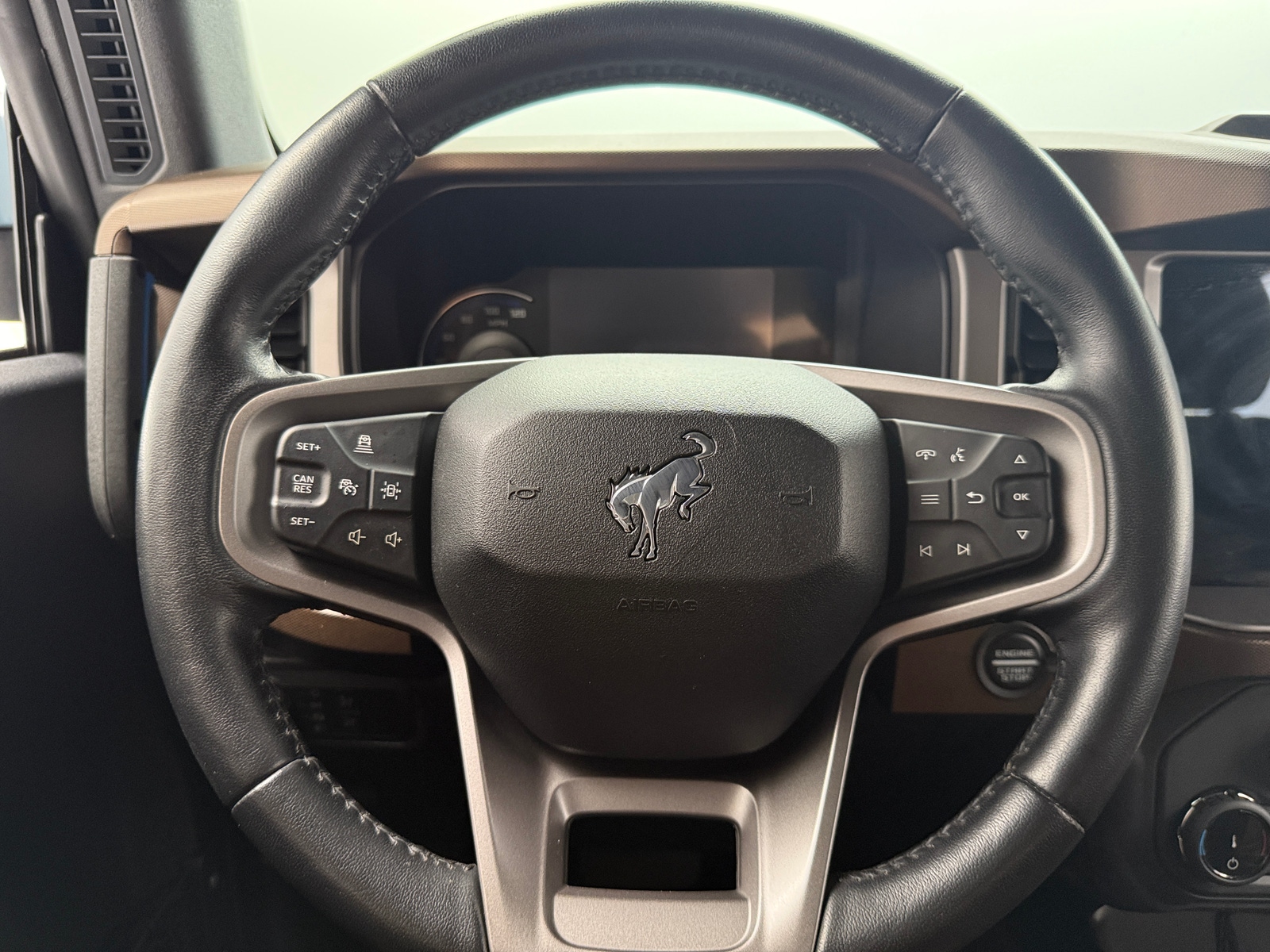 Thumbnail: 2022 Ford Bronco - 5