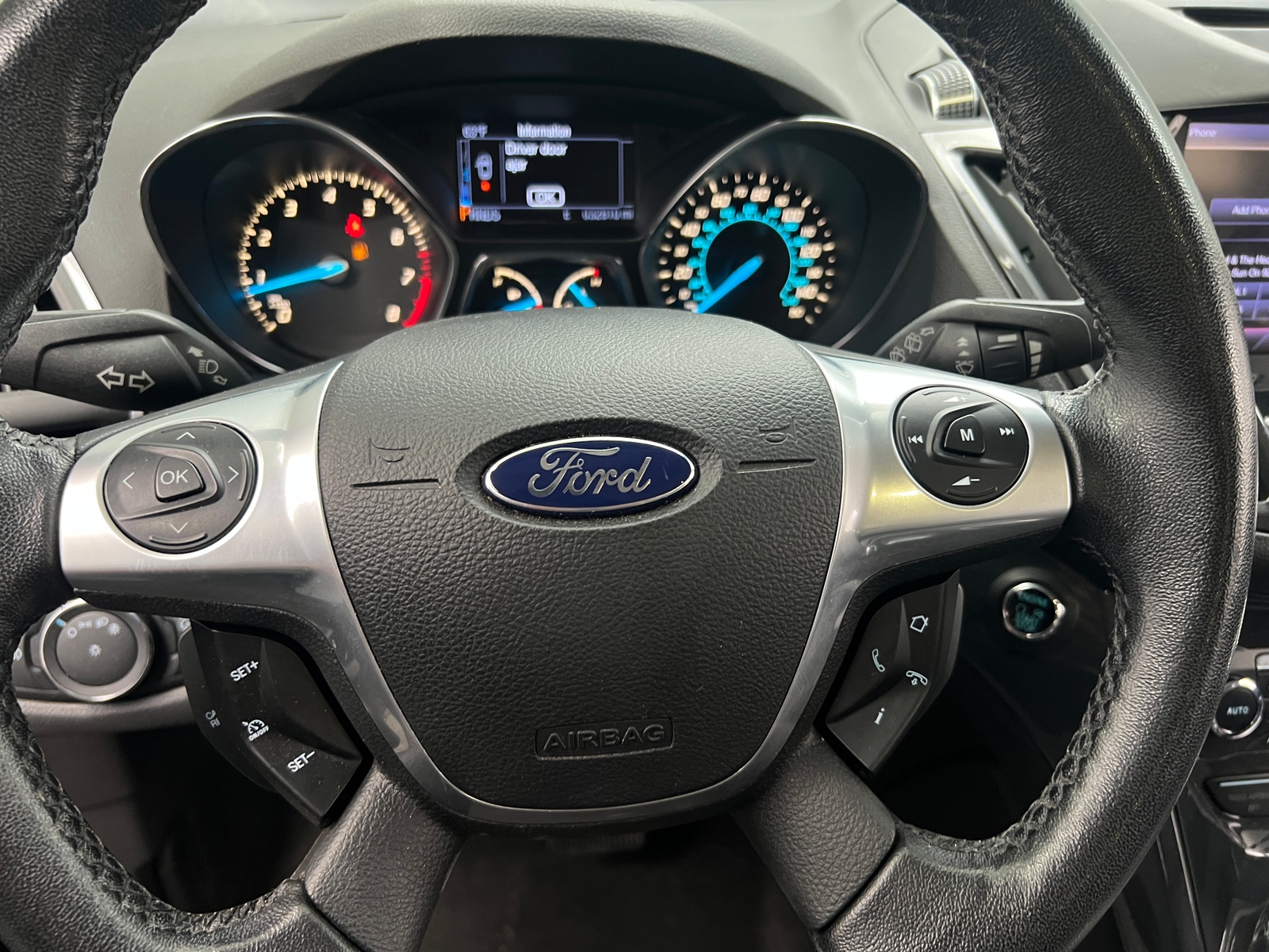 Thumbnail: 2013 Ford Escape - 4