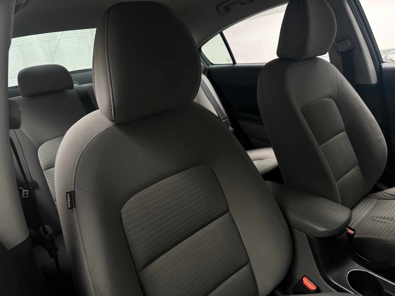 Thumbnail: 2016 Kia Forte - 2