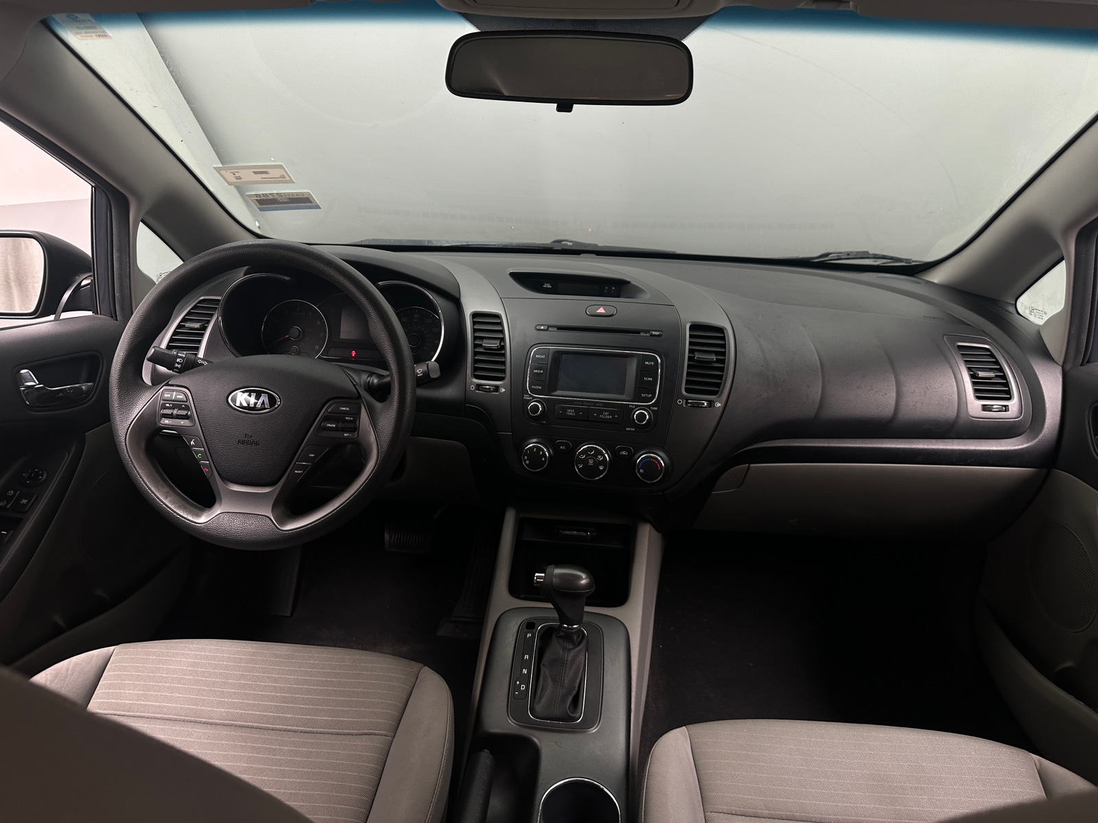 Thumbnail: 2016 Kia Forte - 3