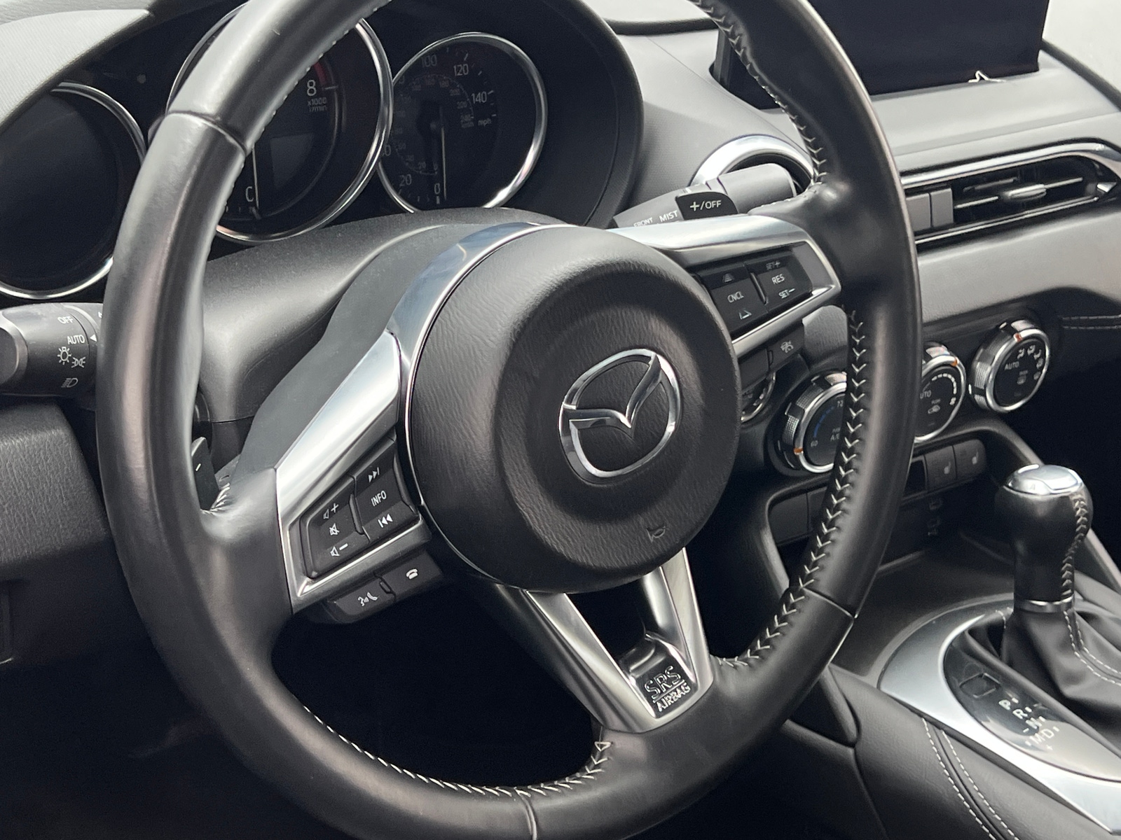Thumbnail: 2024 Mazda MX-5 Miata - 3
