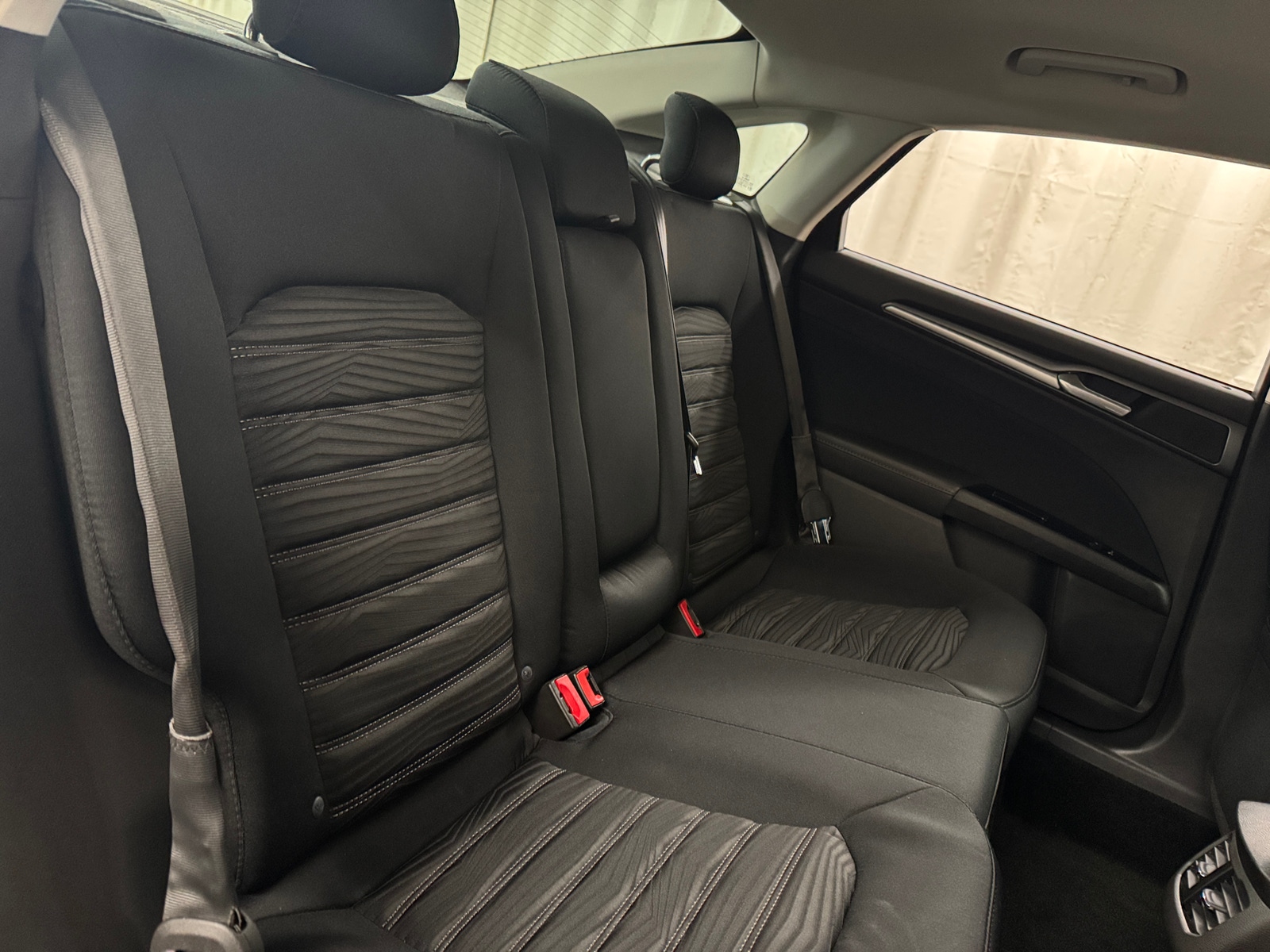 Thumbnail: 2016 Ford Fusion - 6