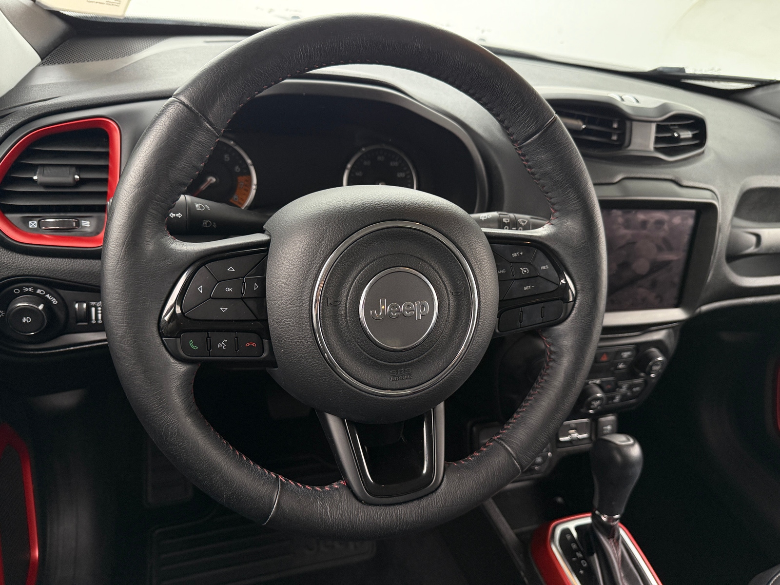 Thumbnail: 2022 Jeep Renegade - 4