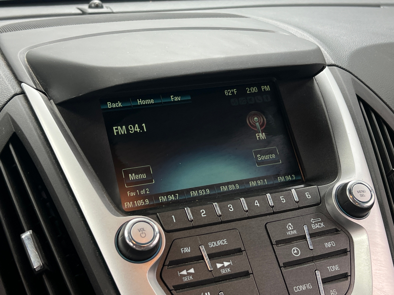 Thumbnail: 2017 Chevrolet Equinox - 4
