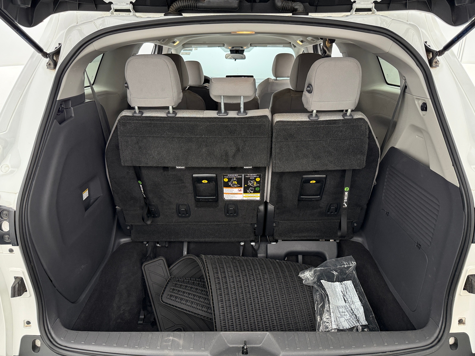 Thumbnail: 2021 Toyota Sienna - 7