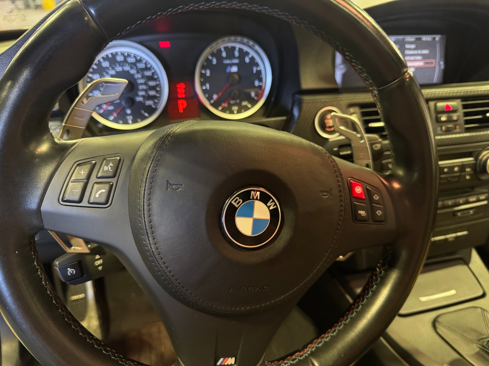 Thumbnail: 2011 BMW M3 - 4