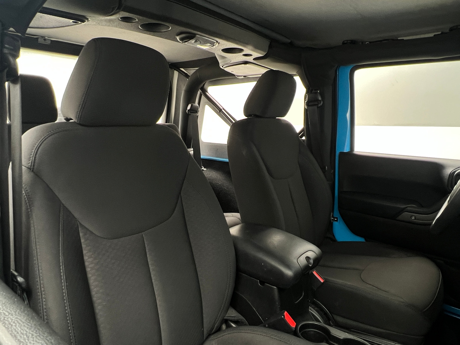 Thumbnail: 2017 Jeep Wrangler - 2