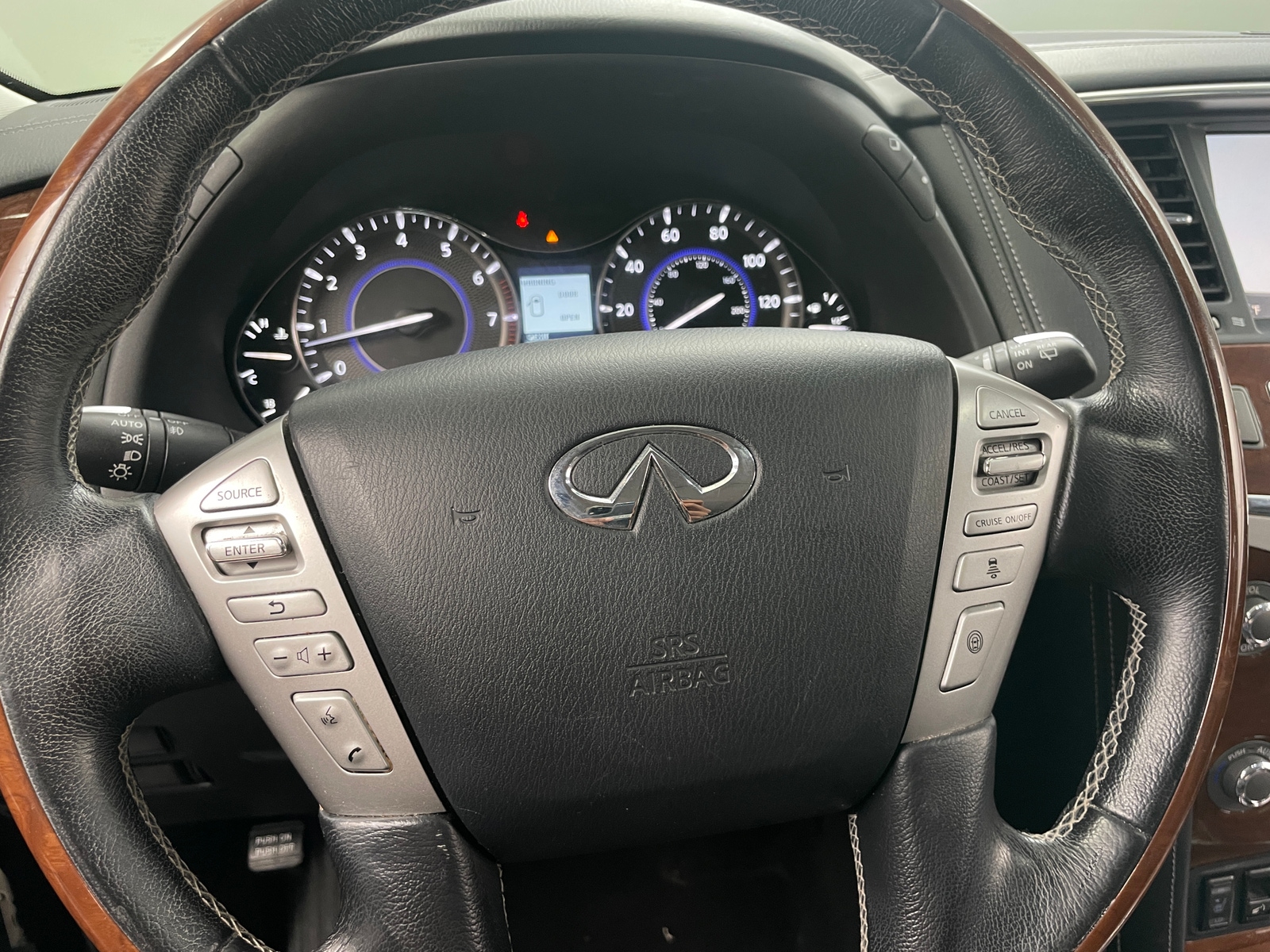 Thumbnail: 2018 INFINITI QX80 - 4