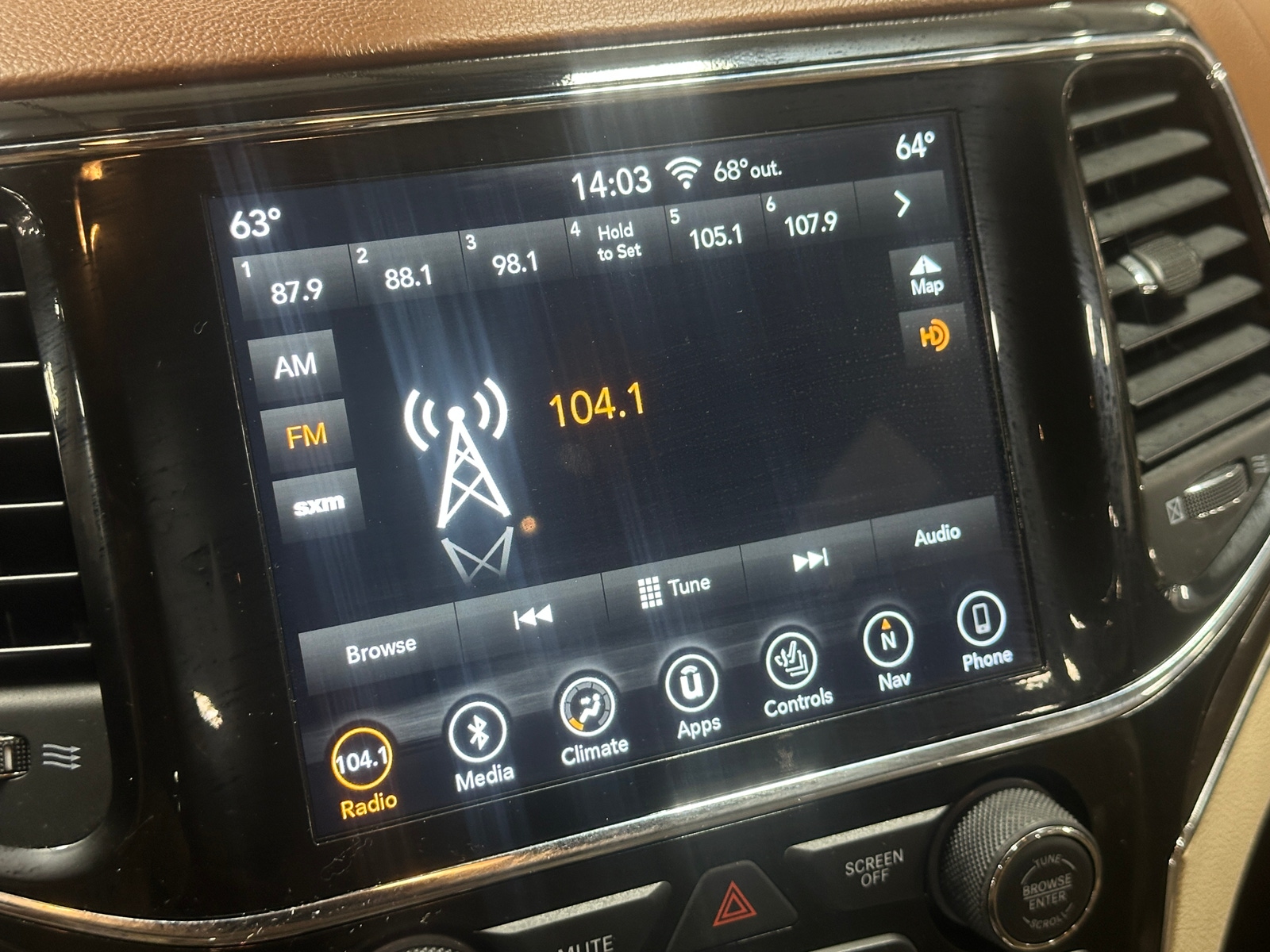 Thumbnail: 2019 Jeep Grand Cherokee - 3