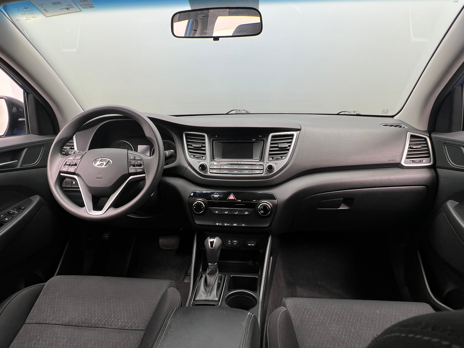 Thumbnail: 2016 Hyundai Tucson - 3