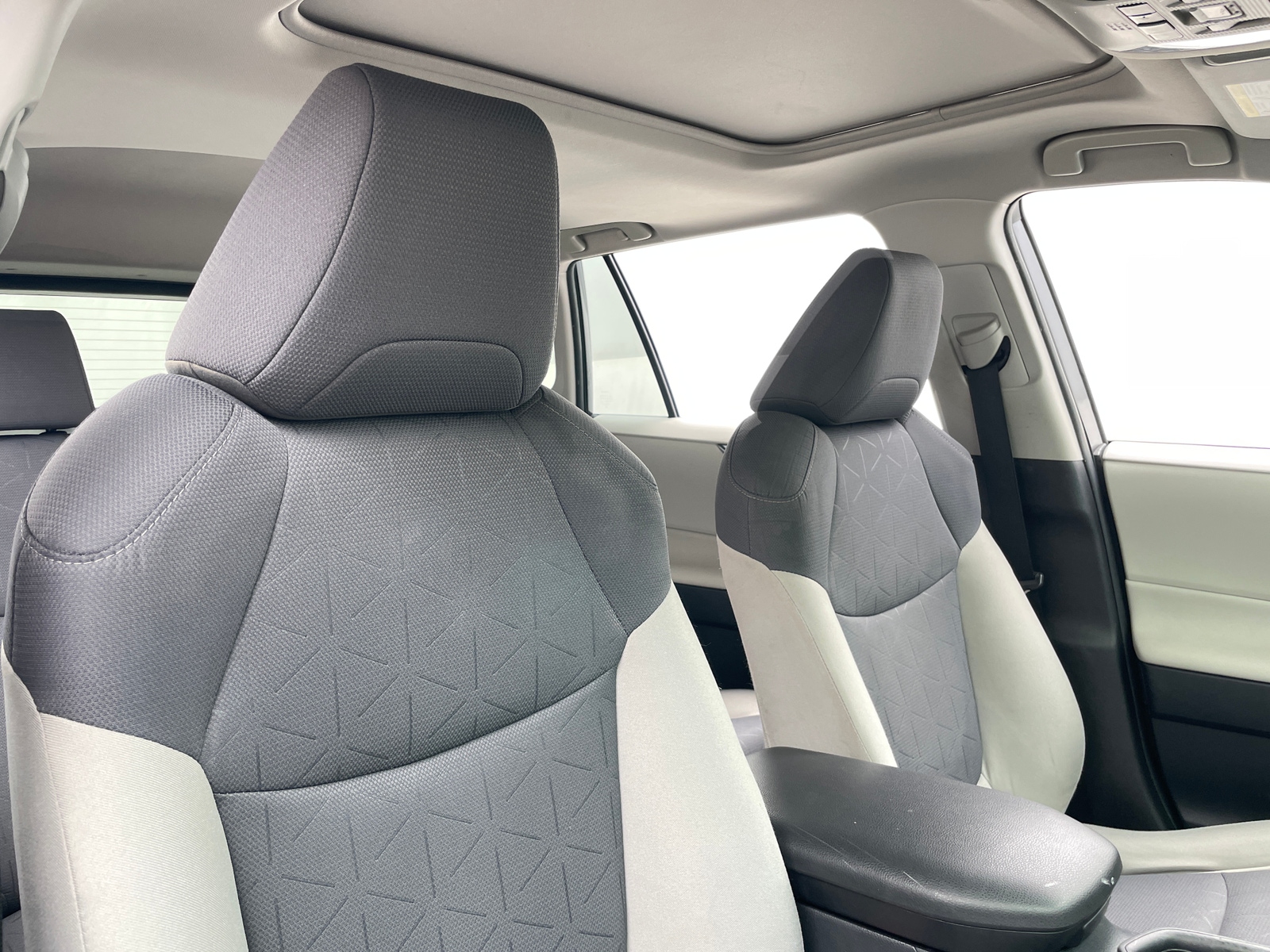 Thumbnail: 2019 Toyota RAV4 - 2