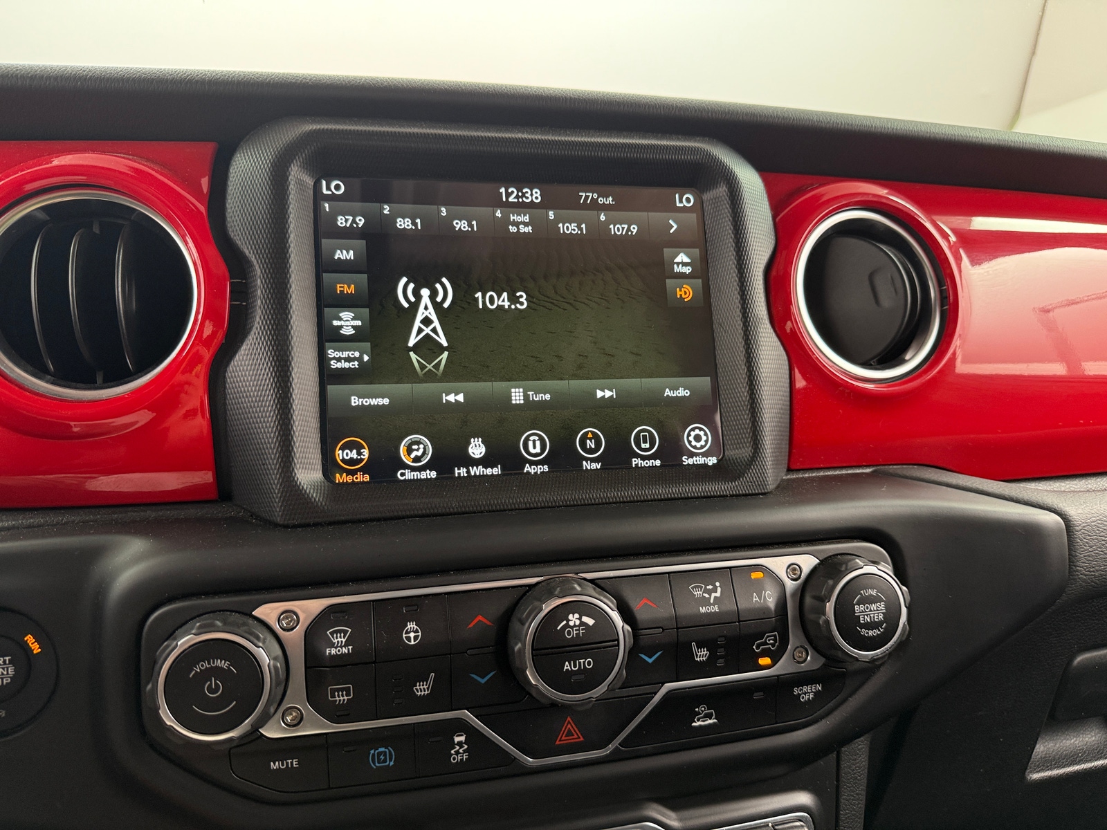 Thumbnail: 2023 Jeep Wrangler - 3