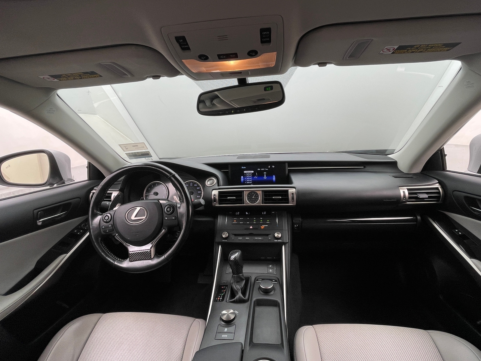 Thumbnail: 2016 Lexus IS - 2