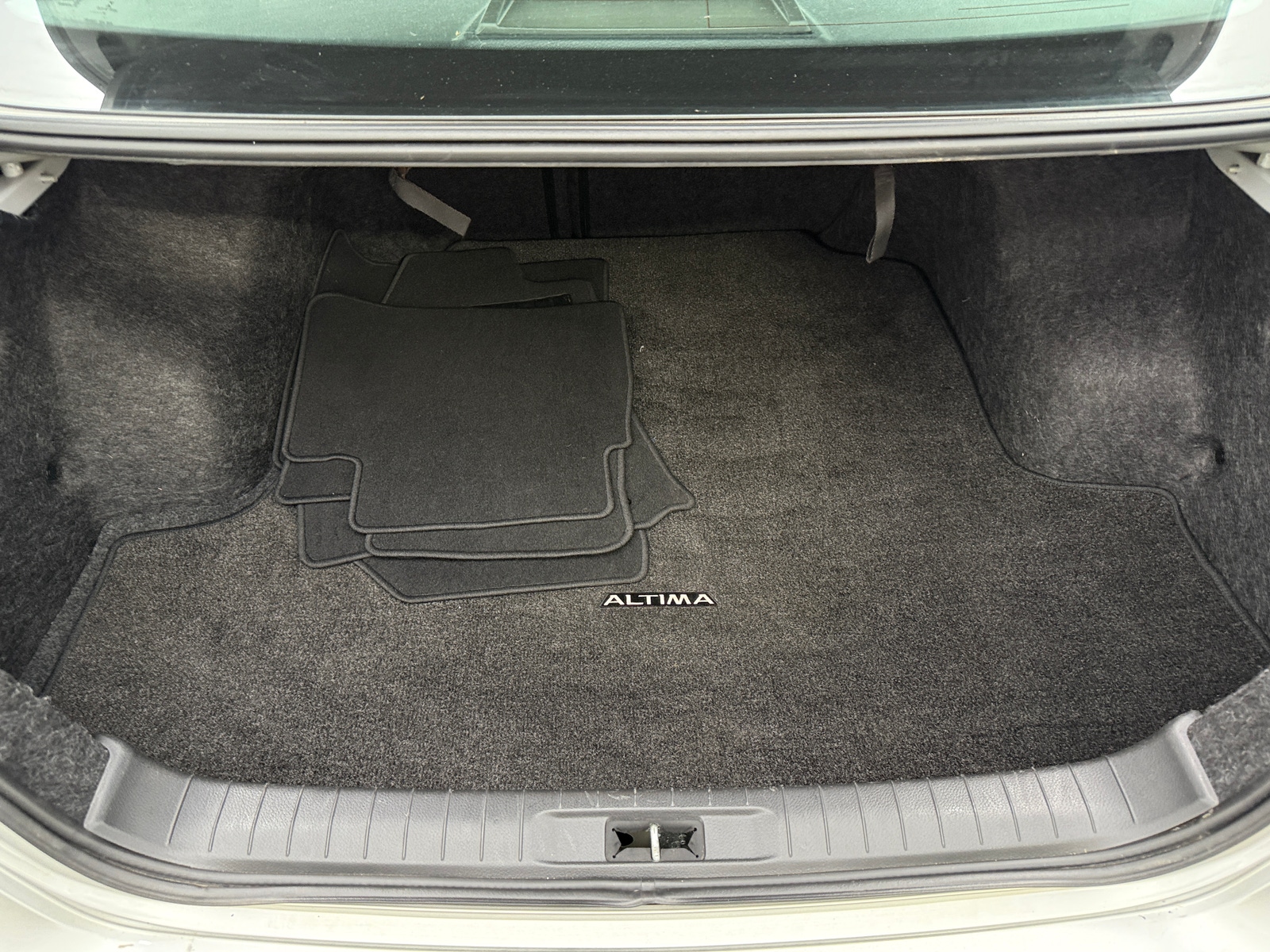 Thumbnail: 2018 Nissan Altima - 6