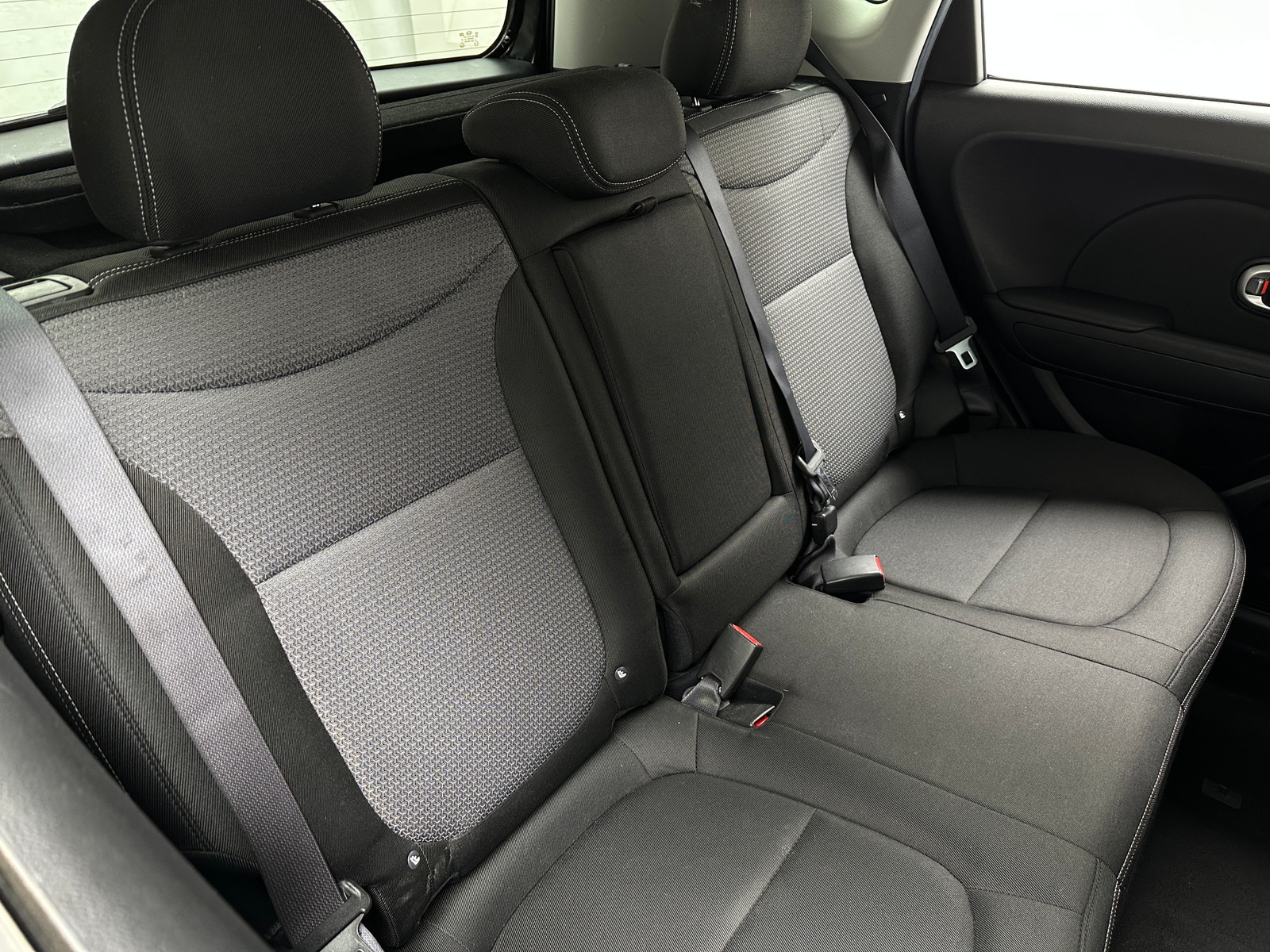 Thumbnail: 2017 Kia Soul - 6