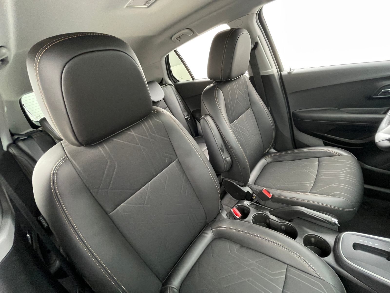 Thumbnail: 2019 Chevrolet Trax - 2