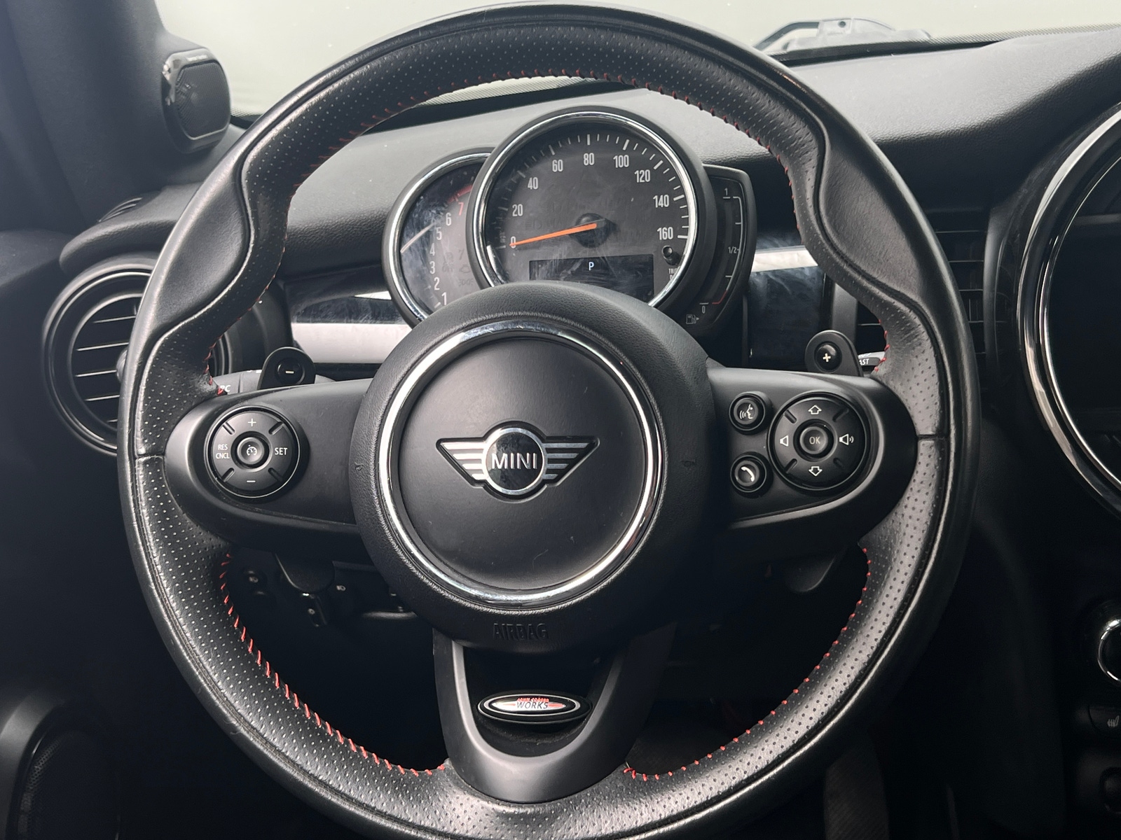 Thumbnail: 2019 MINI Cooper Convertible - 4
